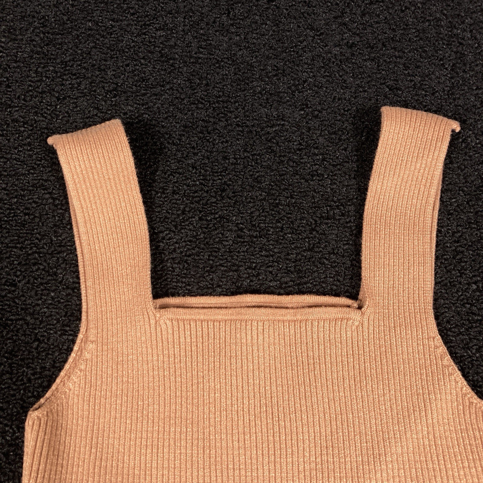 knit tank Sleeveless Crop Top Ribbed Medium Womens basics minimalist square neck