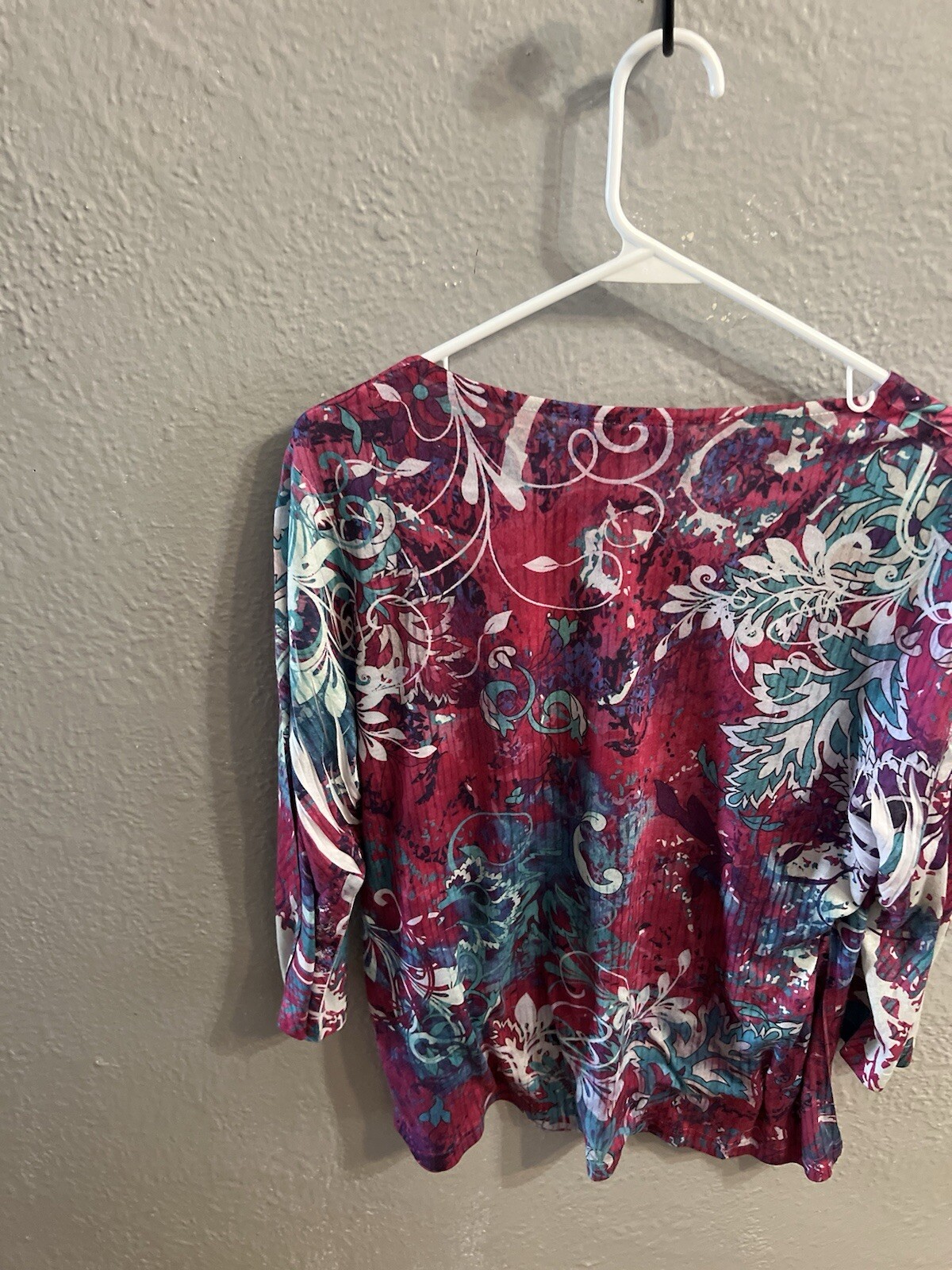 Breckenridge Size Medium Multicolored Print Shirt 3/4 Sleeve Womens