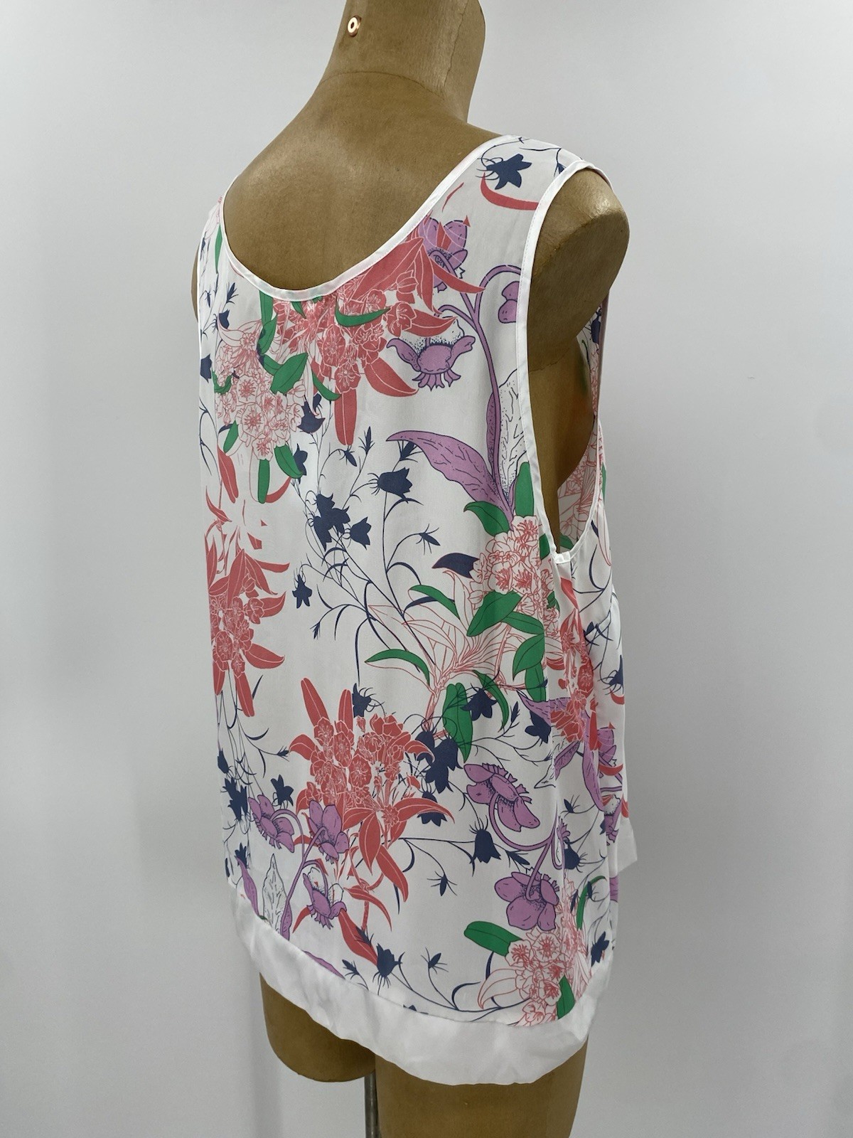 New! J Crew XL 14/16 Multicolor Floral Sateen Trim Tank Top Shirt Women Darts