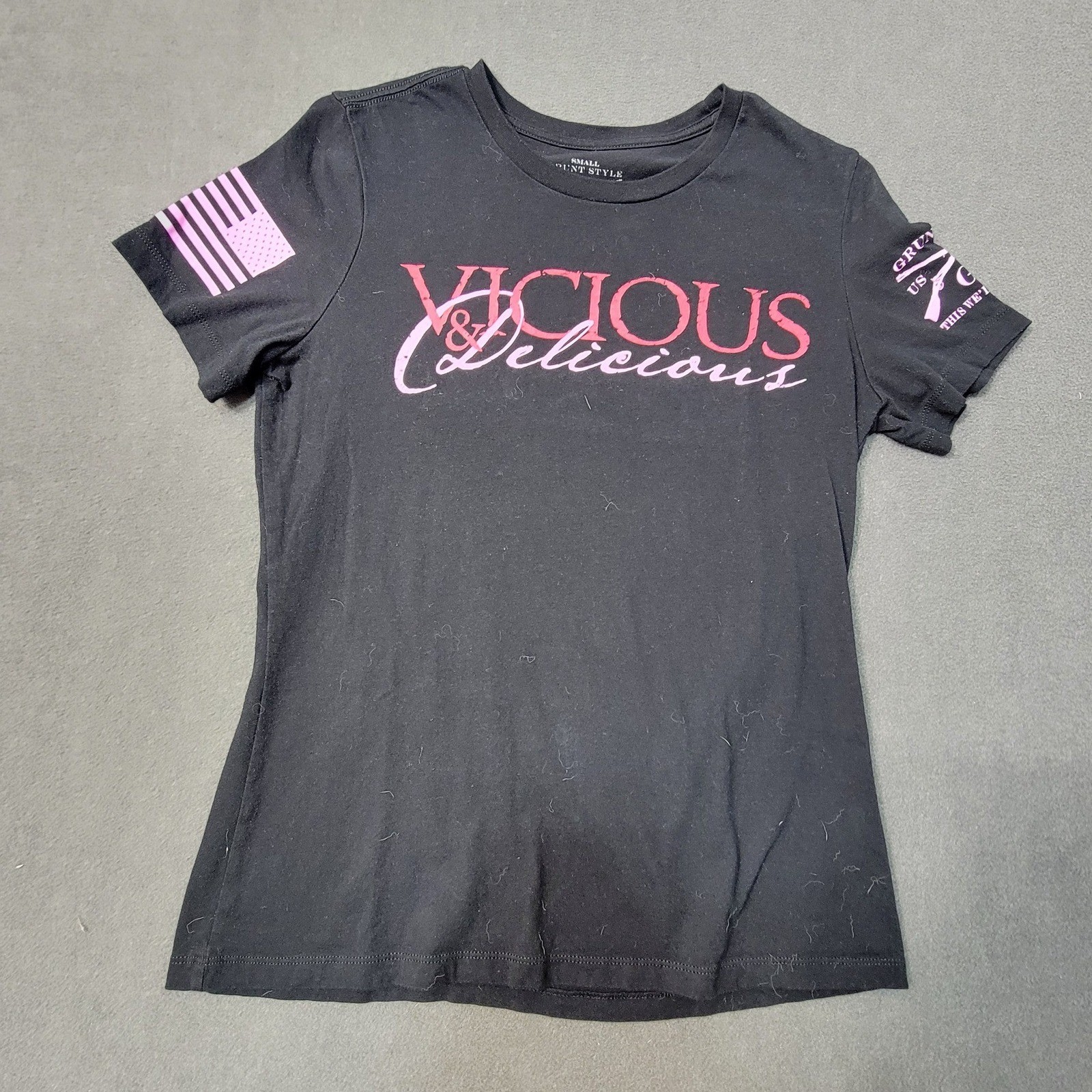 Grunt Style Vicious & Delicious T-Shirt Womens Small Black Pink Graphic Tee