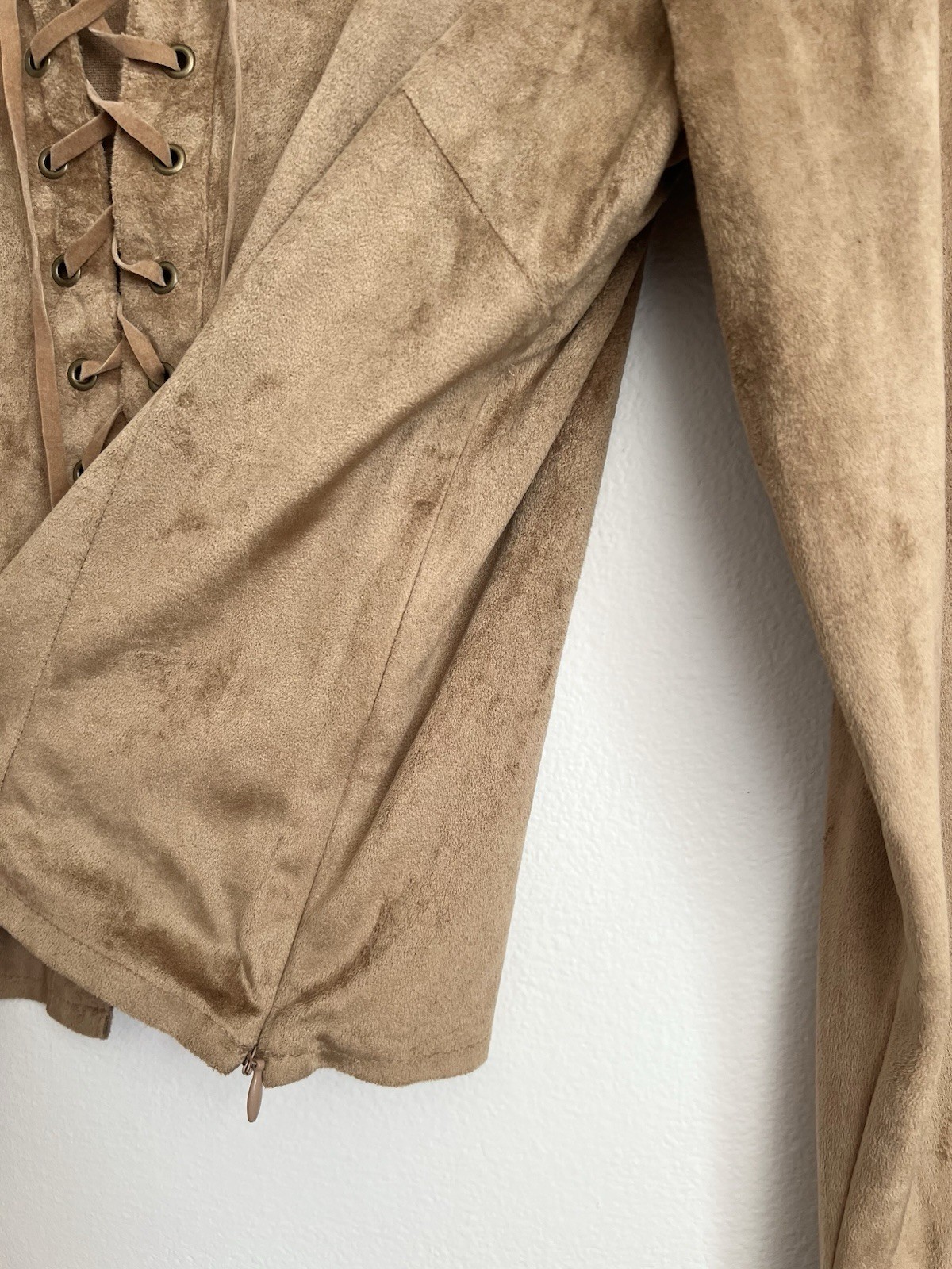 Amisu Boho Western Lace Up Faux Suede Top Cowboycore Retro Festival 70s Style L