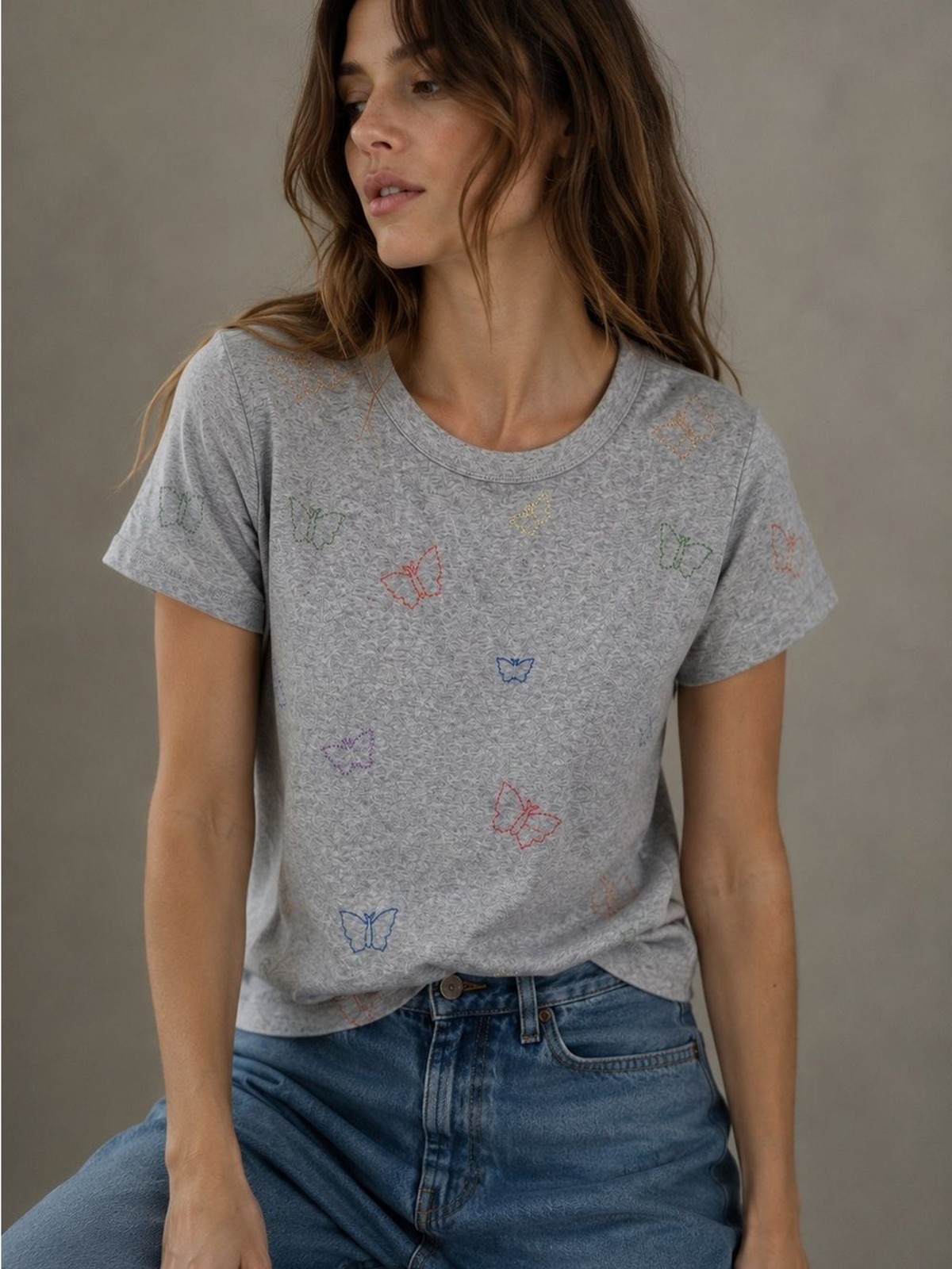 NWOT American Eagle Soft & Sexy Butterfly Embroidered Crop Tee Gray Medium