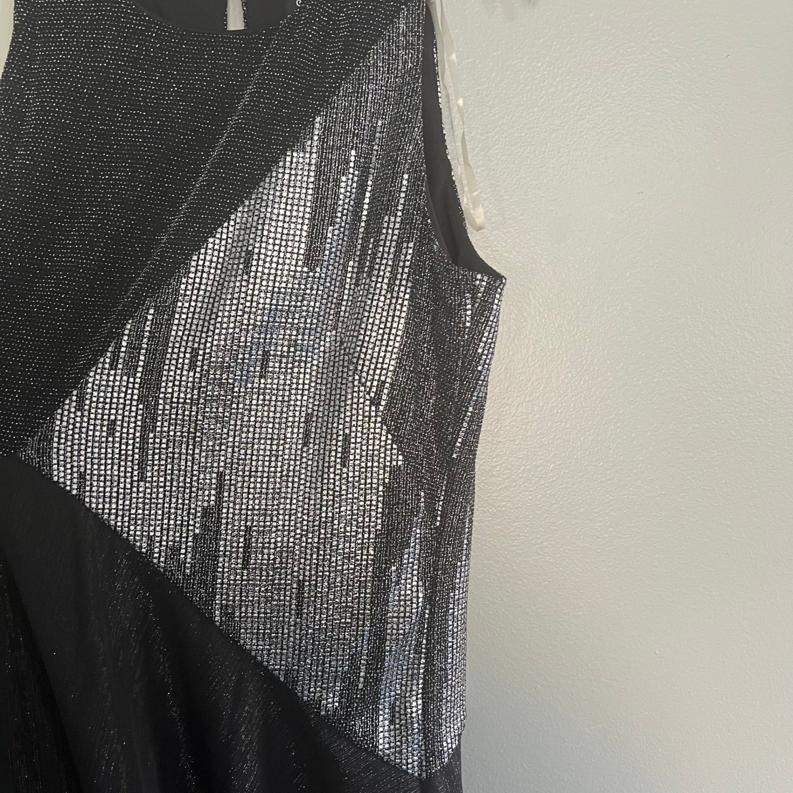 S. Levine Black Silver Metallic Colorblock Sharkbite Hem tunic top M whimsigoth