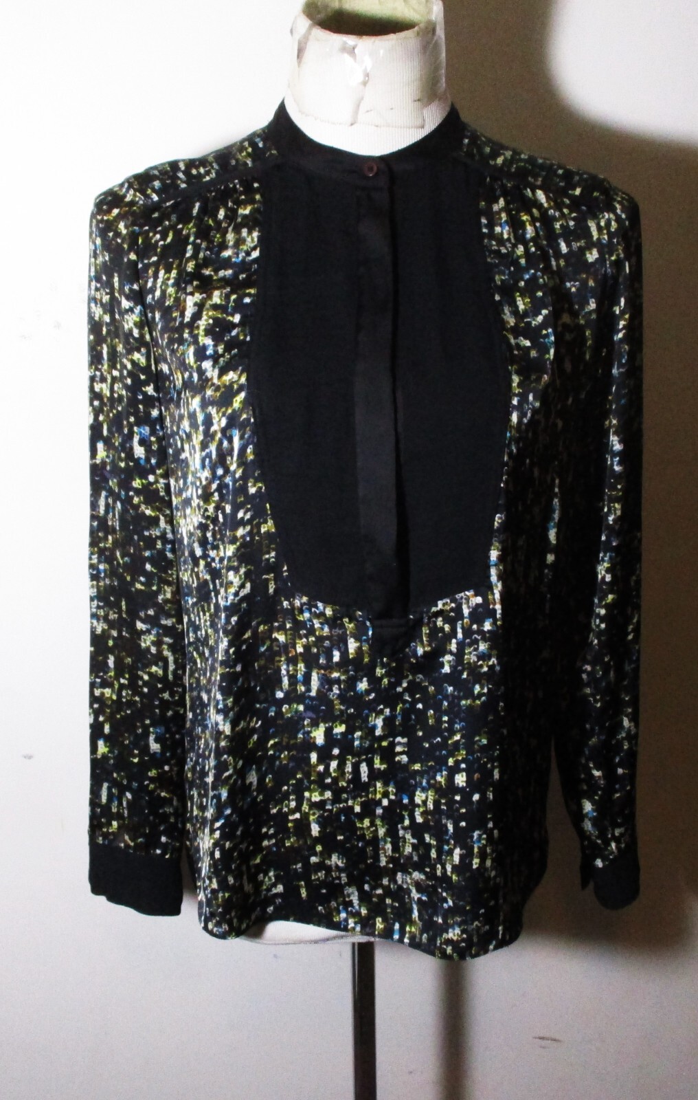 REBECCA TAYLOR Black Button V-Neck Long Sleeve Blouse Size 2