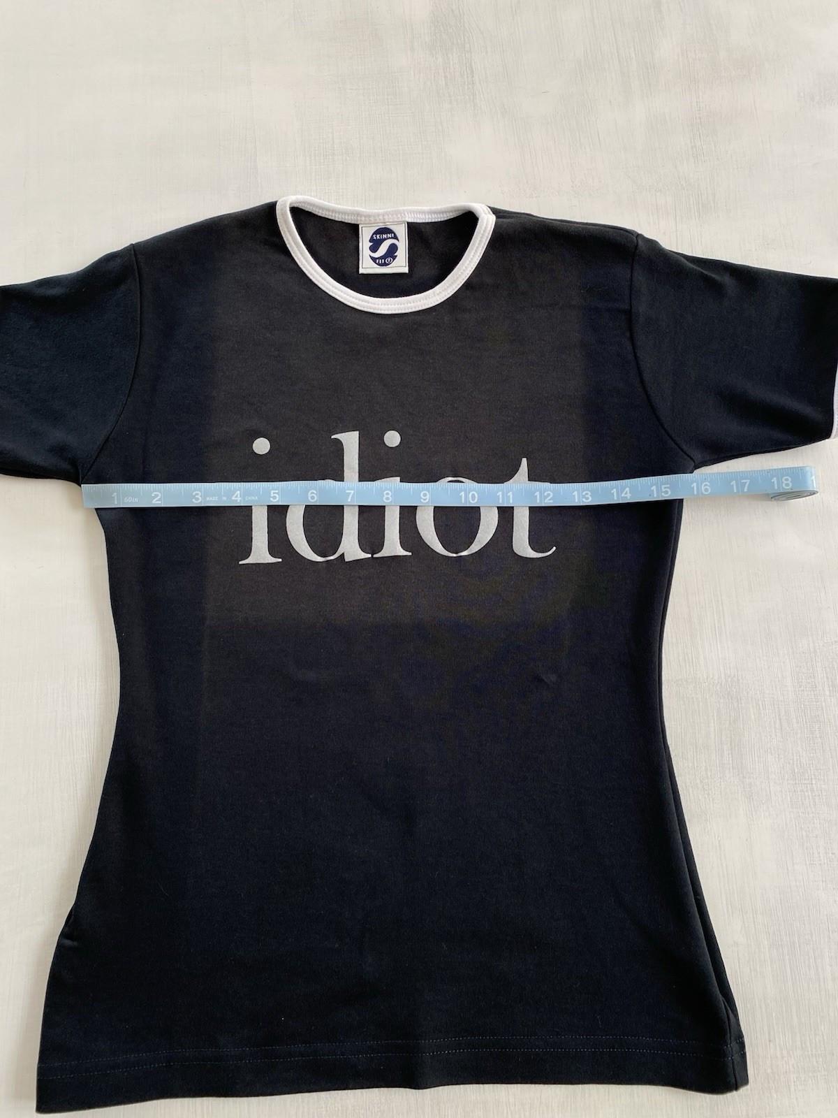 Early 2000’s ‘Idiot’ Vintage Y2K Ringer Women’s Baby Tee T-Shirt | Size S / 8