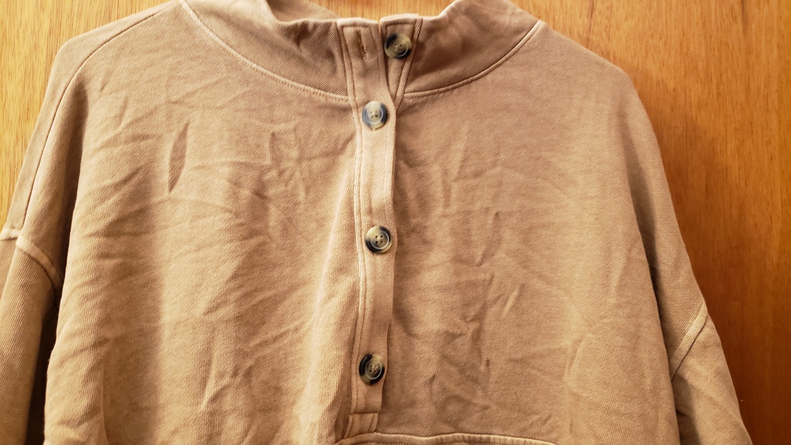 OLD NAVY Draw String TOP 4 Button placket LARGE Golden Tan Women’s clothing EUC