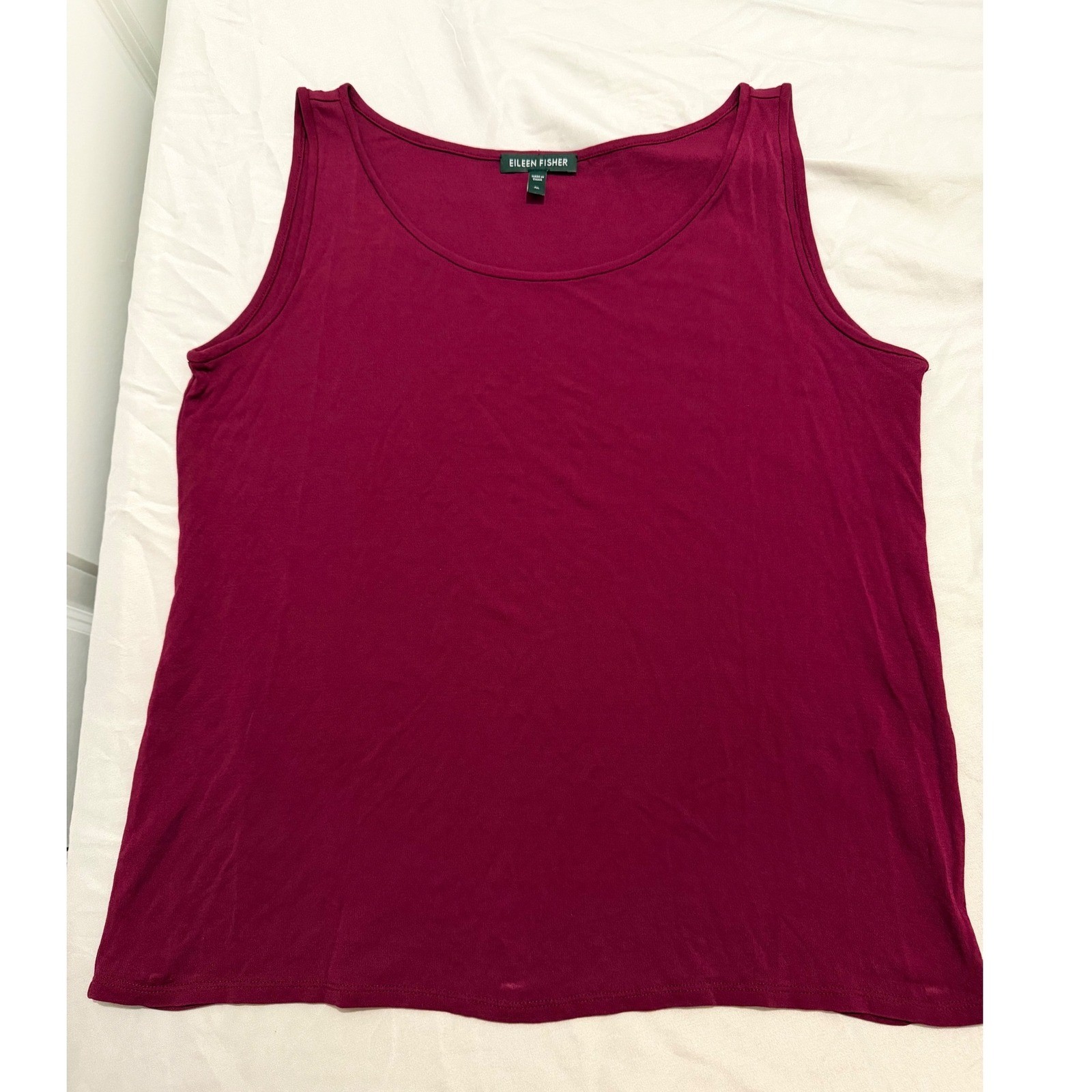 Eileen Fisher 100% Silk Jersey Tank Top Burgundy Wine Red Scoop Neck Size M