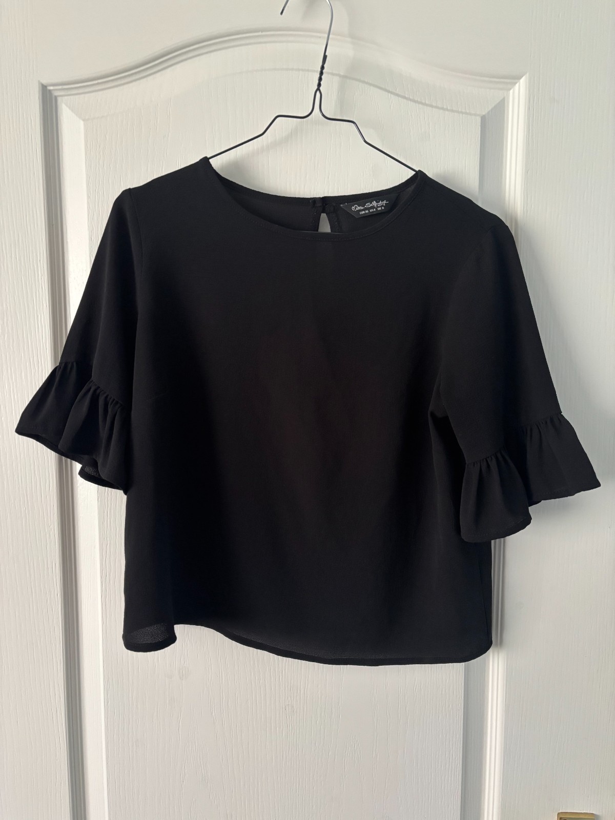 Miss Selfridge Black Slightly Cropped Short Sleeved Blouse Size 8
