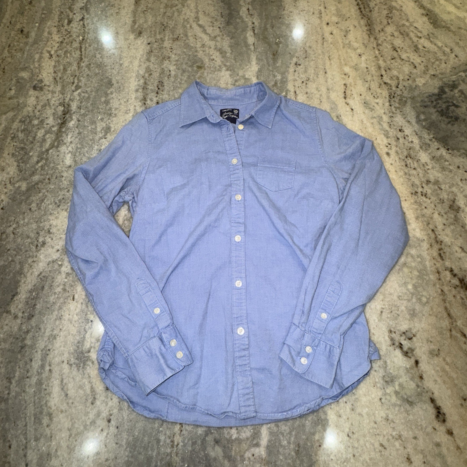 American Eagle Classic Prep Fit Women’s Medium Blue Button Down Fitted Shirt