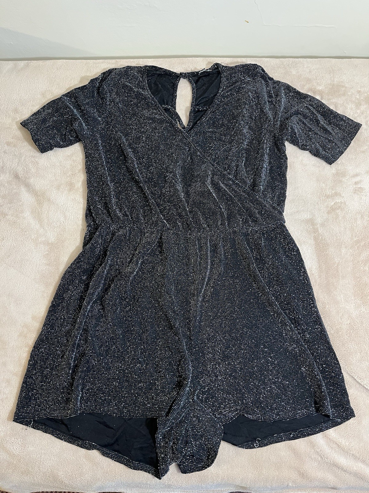 Charlotte Russe 2X Black w/Silver Glitter Short 1Piece Jumper 3/4Slv Keyhole USA