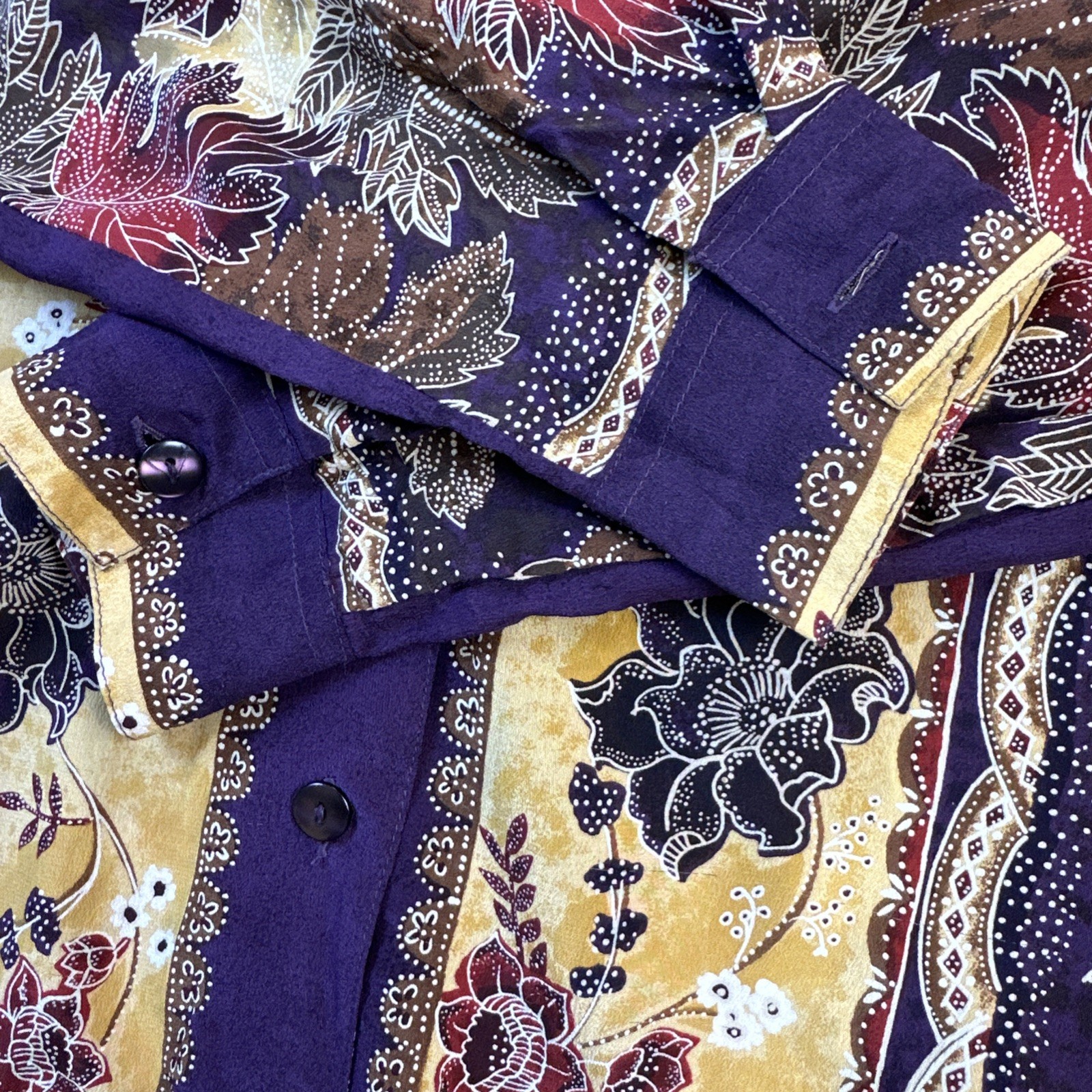 Quo Silk Button-Down Blouse Women’s Sz S Floral Arrangement Lightweight VTG