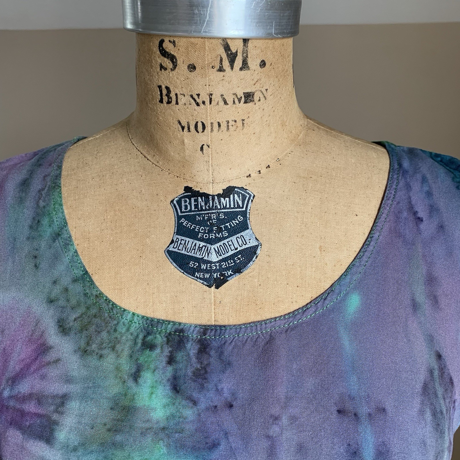 Flaming Pearl Tie Dye Rayon Tunic Tank Top M Lagenlook Boho Hippie Side Slit Art