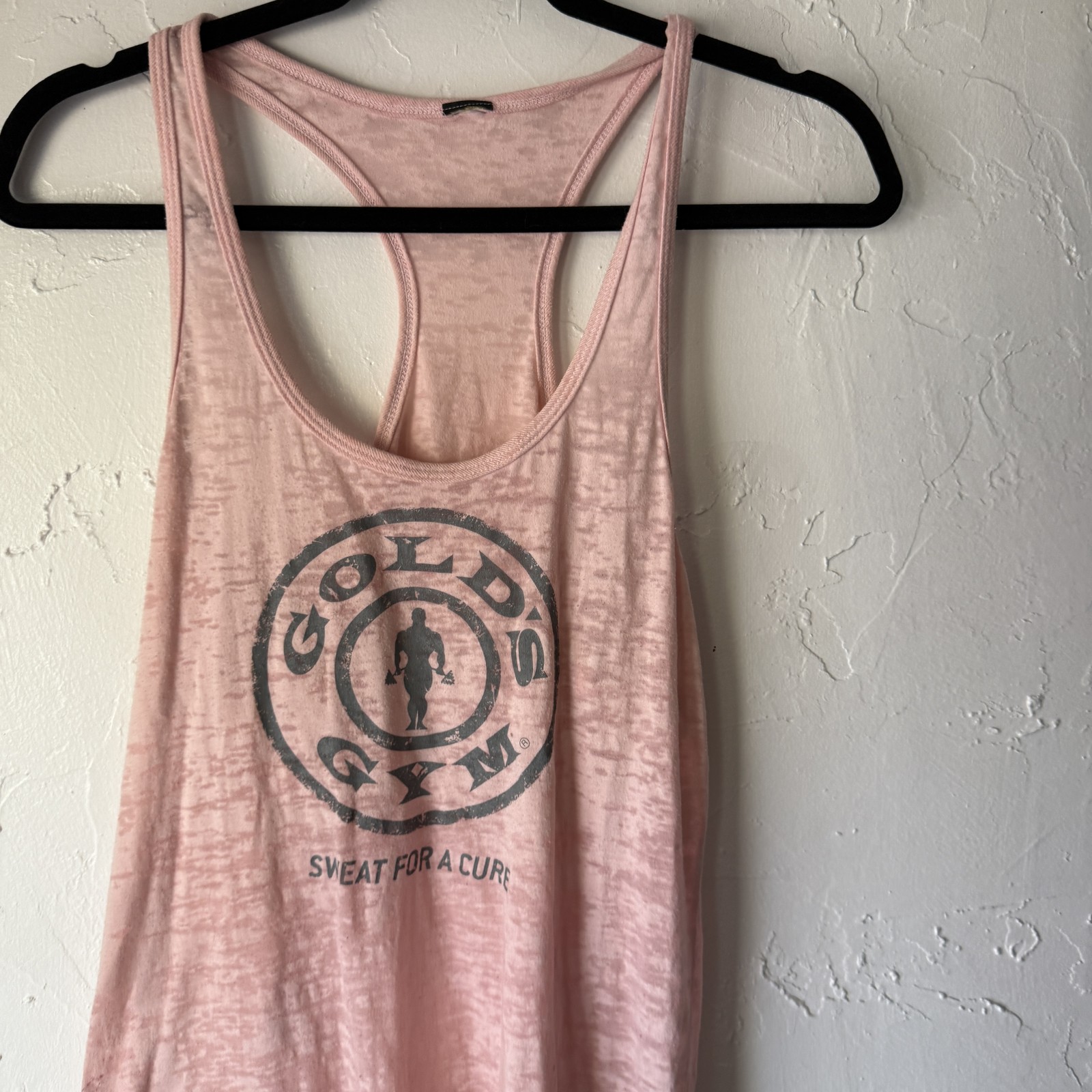 Gold’s Gym Tank Top Womens Medium Pink Sweat For A Cure Racerback Athletic Gym