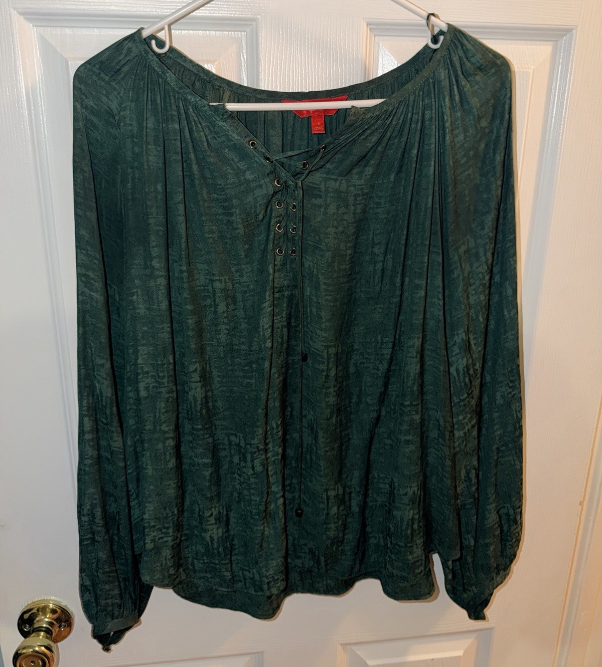 Jennifer Lopez Green Solid Round Neck Pleated Button Front Blouse Long Sleeve S