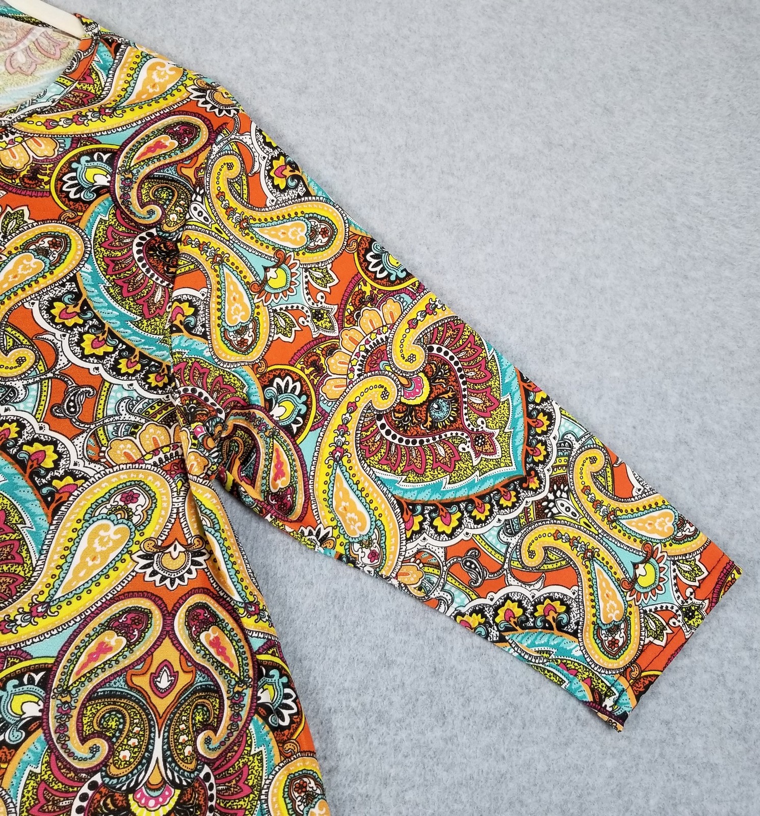 Southern Charm Tunic Top Womens Large Multicolor Paisley ¾ Sleeve Stretch Jersey