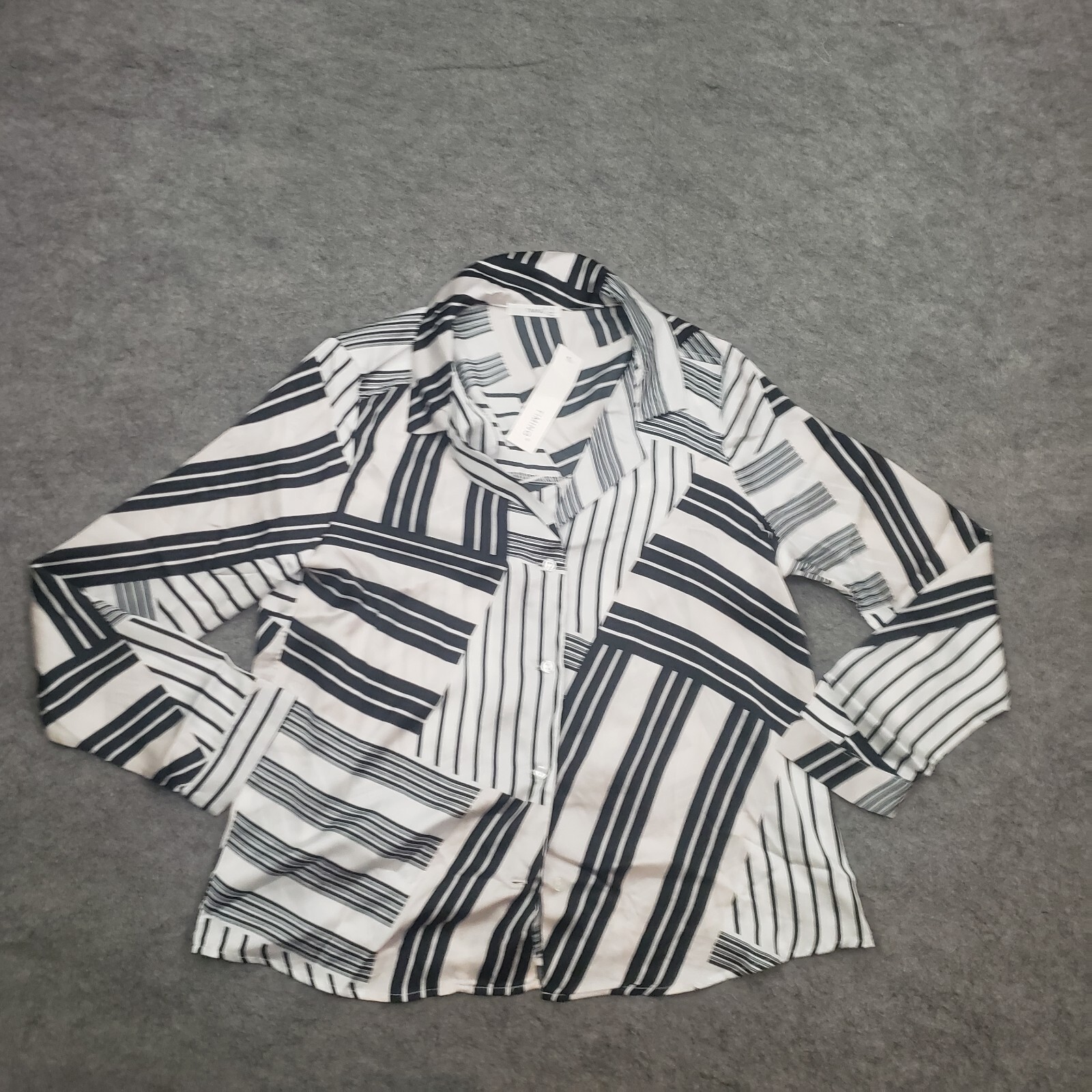 NEW Timing Shirt Womens S Small White BLUE Blouse Button Up Long Sleeve Striped