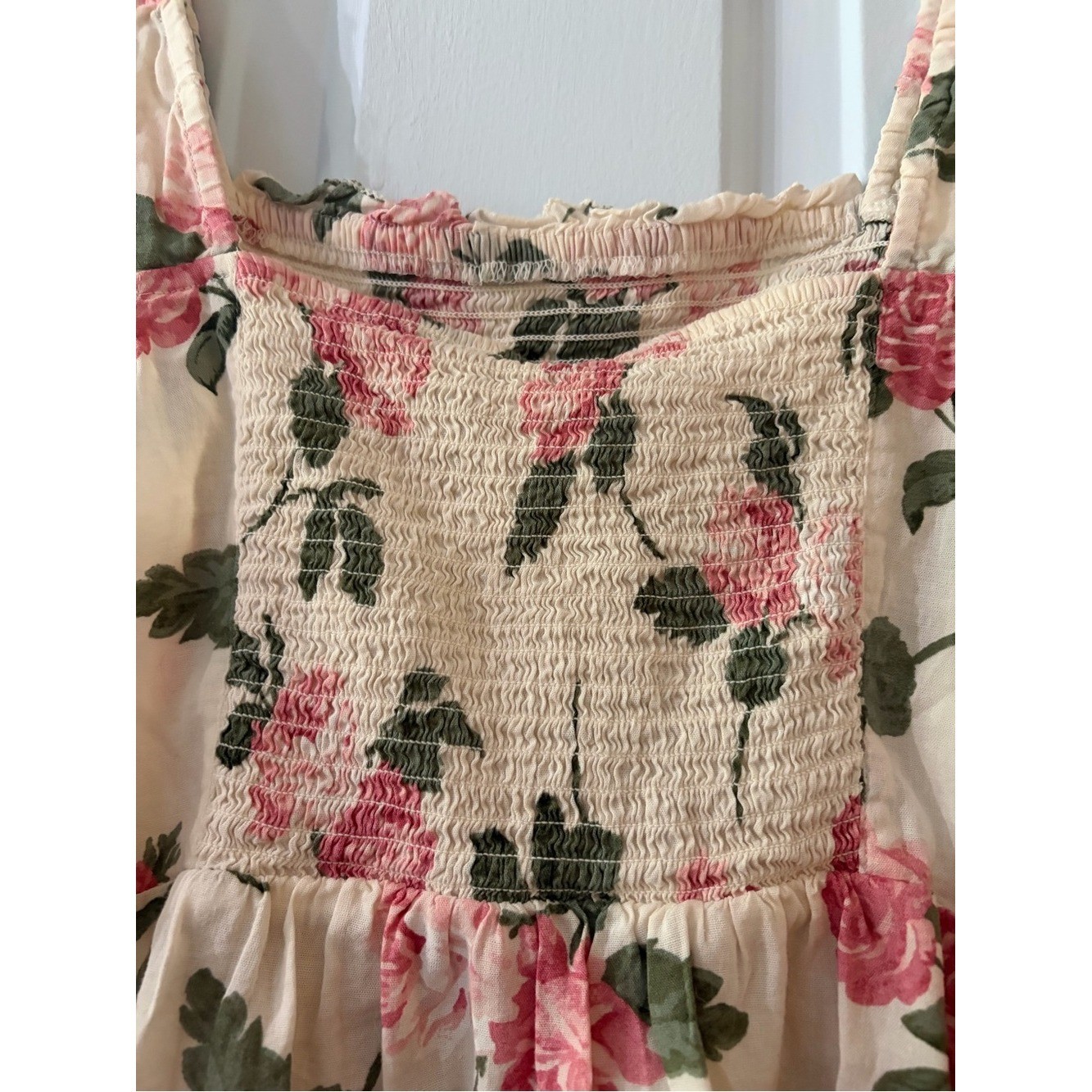 White and Pink Floral Smocked Peplum Ruffle Sleeve Tank Top Size large.