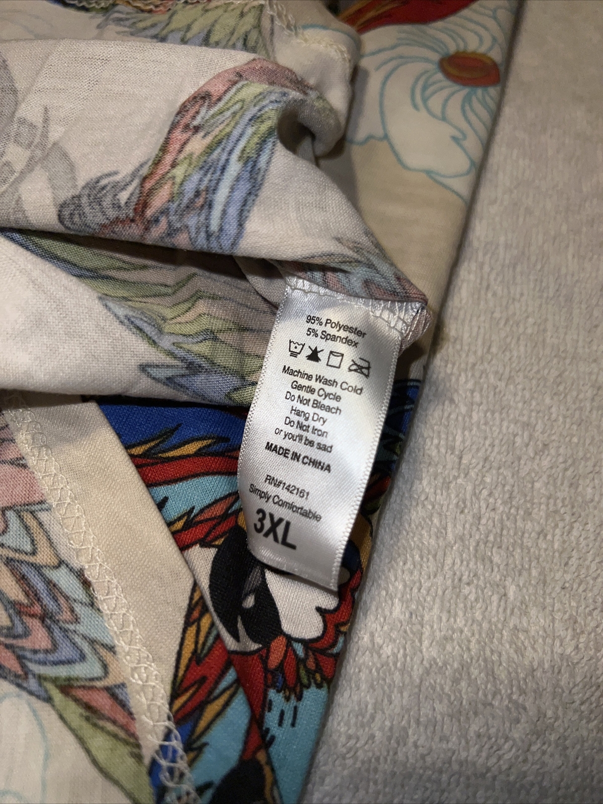 NEW Lularoe Classic T Shirt Top Tan Parrot Floral Tropic 🦜 3XL 26/28 24/26 3X