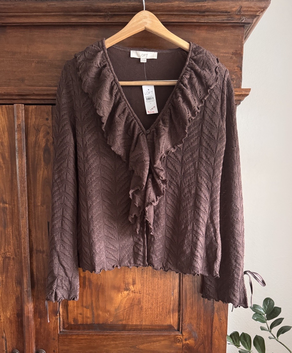 Loft Pointelle Ruffle Tie Cuff Top in Roasted Walnut New With Tags Size Medium