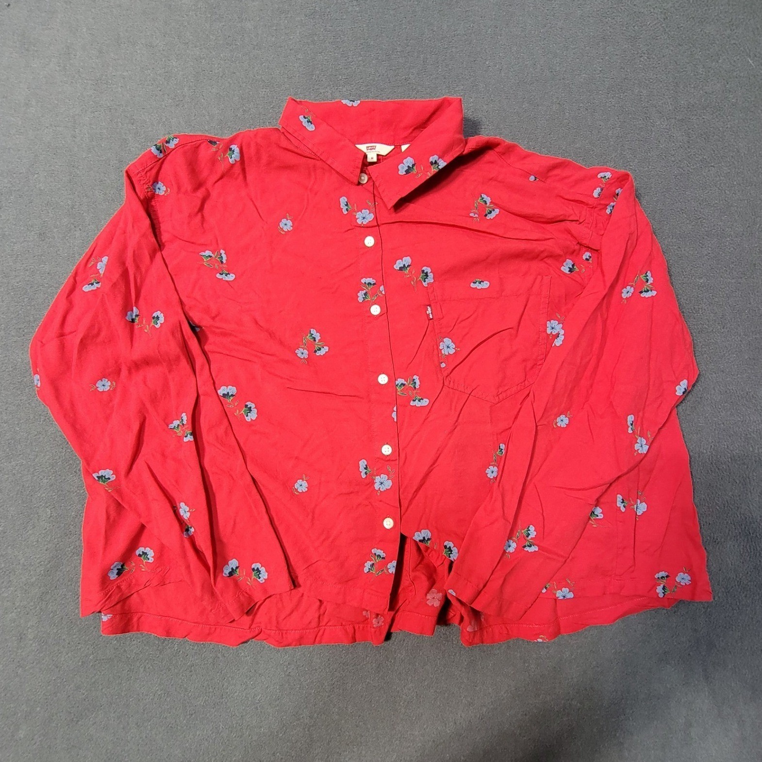 EUC Levis Red Floral Viscose Button Up LongSleeve Light Weight Blouse Women-MED