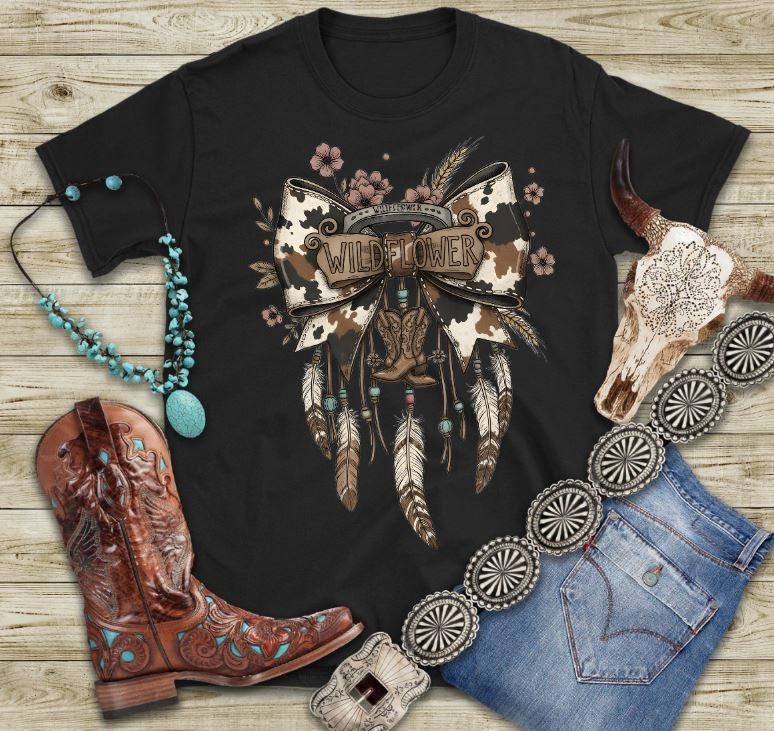 Western Wildflower Shirt, NWT, Size L, Country, Cowgirl, Cowprint, Tee, Coquet
