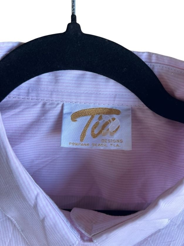 Vintage Tia’s Pink Embroidered Dragonfly Blouse Button Up Striped Size Large