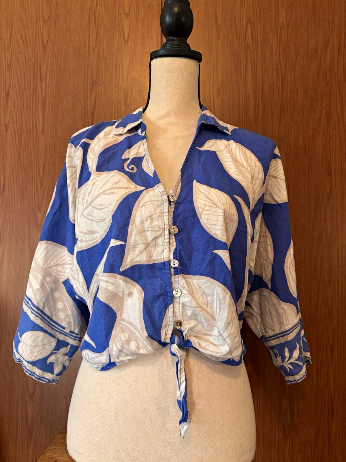 Rachel Zoe Resort Women’s Size S Blue White Linen Rayon Cropped Tie Blouse