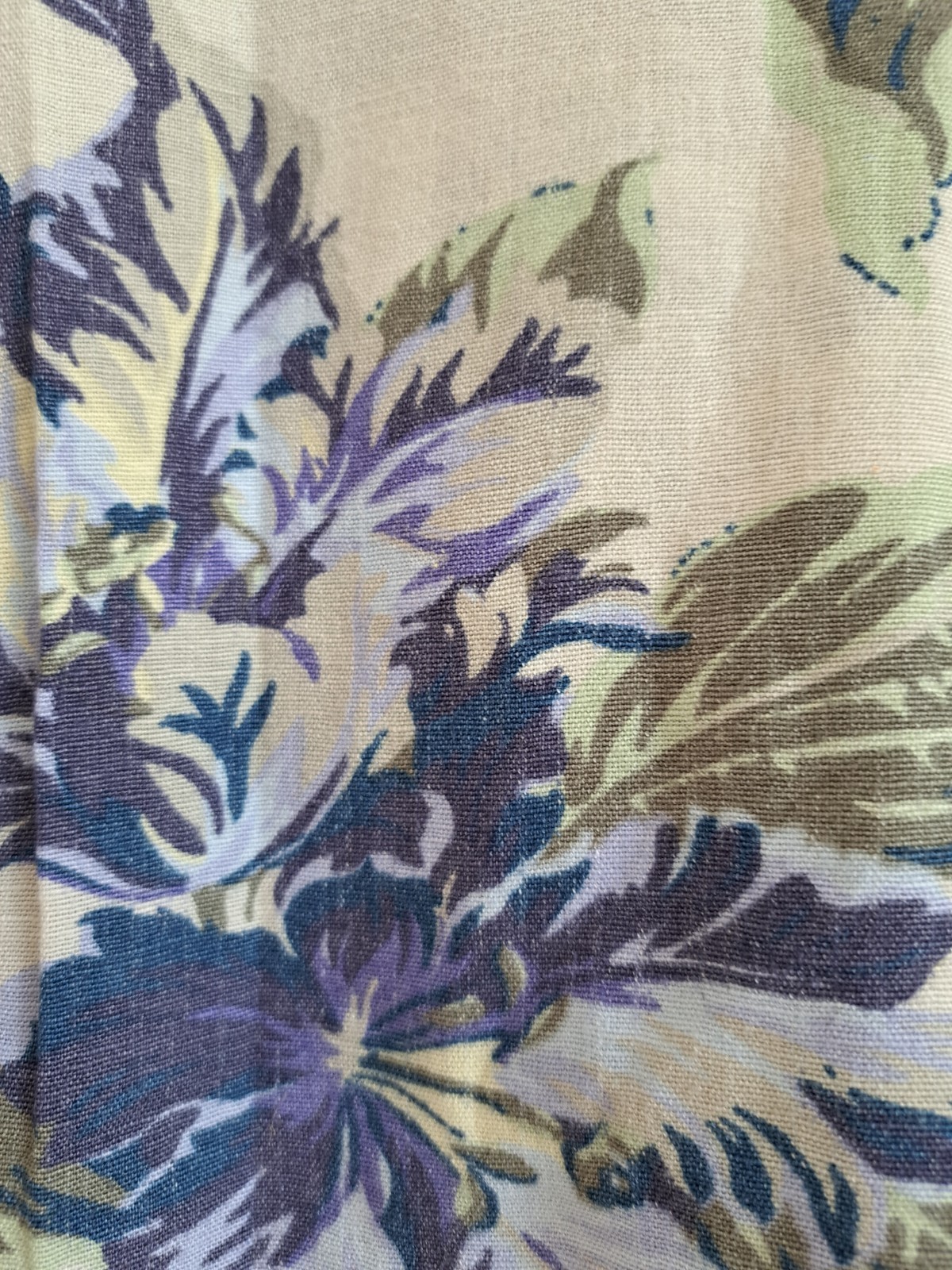 North Crest Floral Blouse Size L Linen Mix Boxy Pocket Slight Stretch
