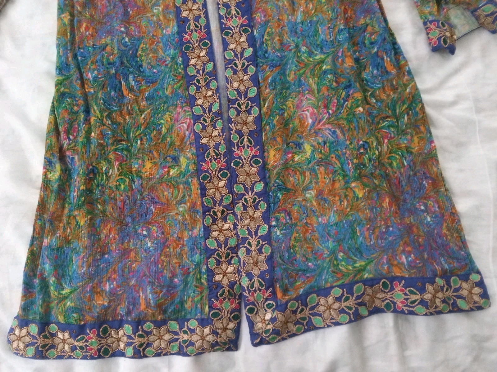 Soft Surroundings Floral Embroidered Kimono Cardigan Boho Open Front Side Slit L