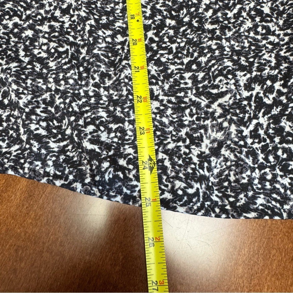 Ann Taylor Loft Black & White Patterned Blouse With Asymmetrical Bow Detail XL