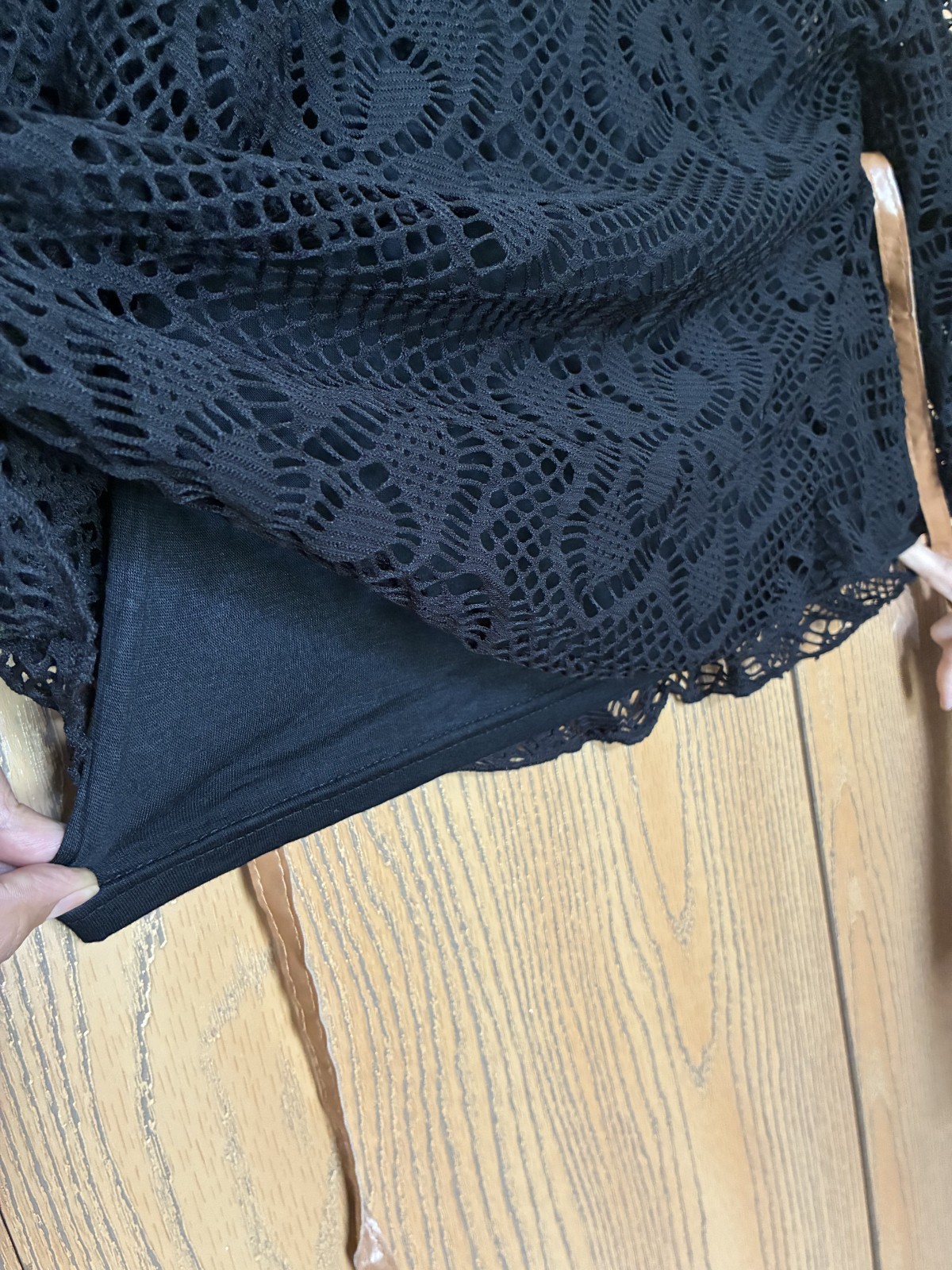 NWT Papillon Black Crochet Lace Belted Poncho Top Camisole Set Medium