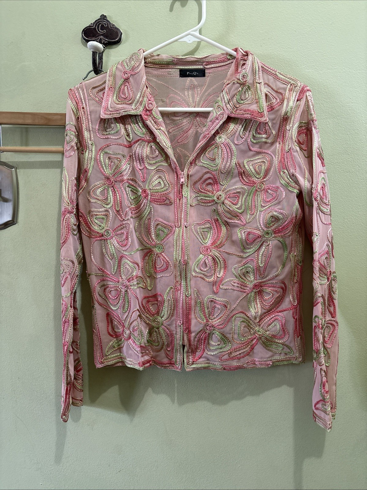 P’s and Q’s Petitite ZIP Jacket or Shirt Medium EMBROIDERED NWOT