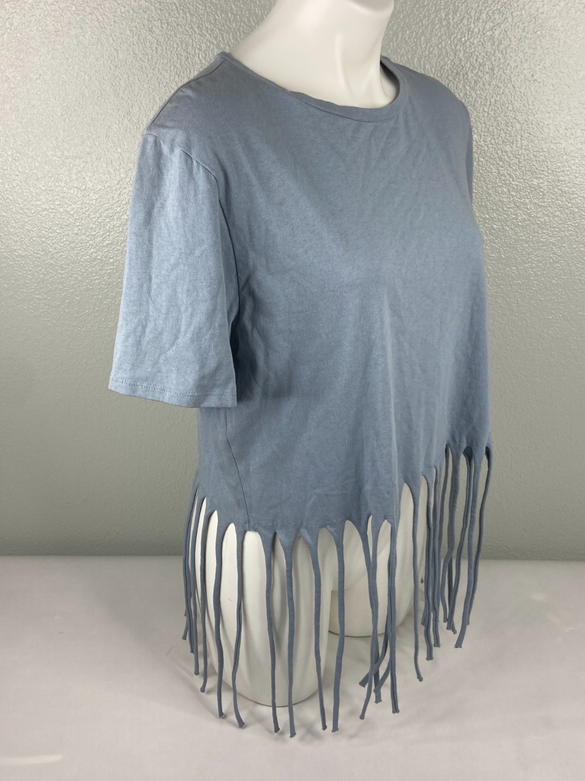 L Love Women Medium All That Fringe Top Cropped T Shirt Casual Beach Boho NWT