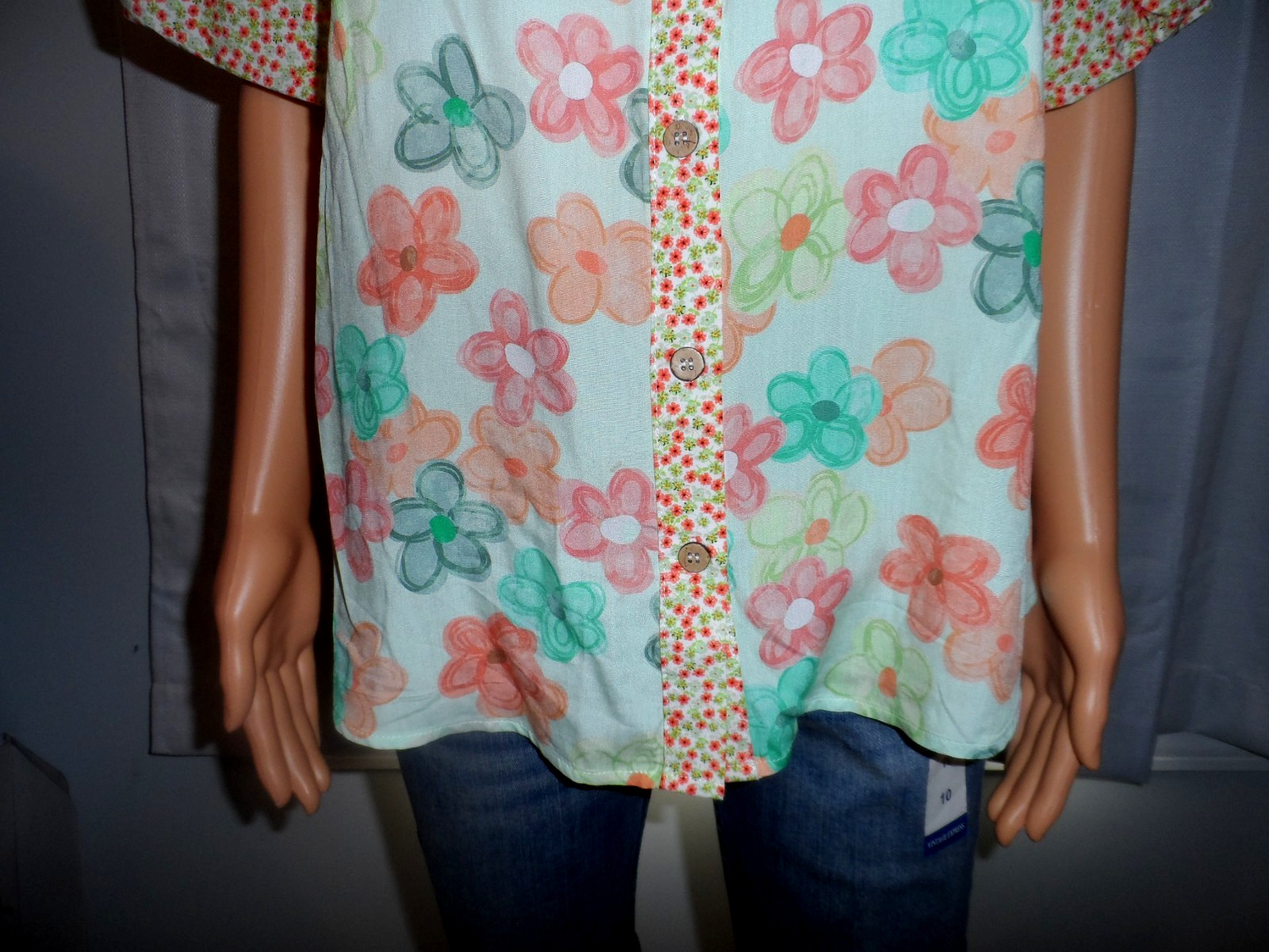 Pretty Sage & Fig size M green orange floral print button up puff sleeve shirt