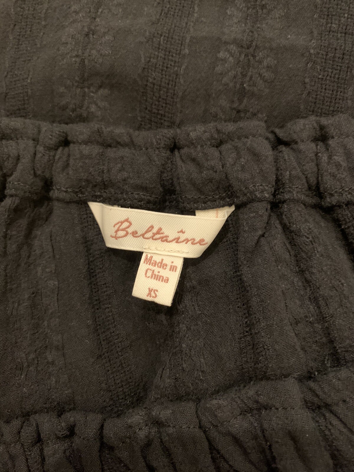 Bloomingdales BELTAINE Black One Shoulder Ruffle Top XS 0/2