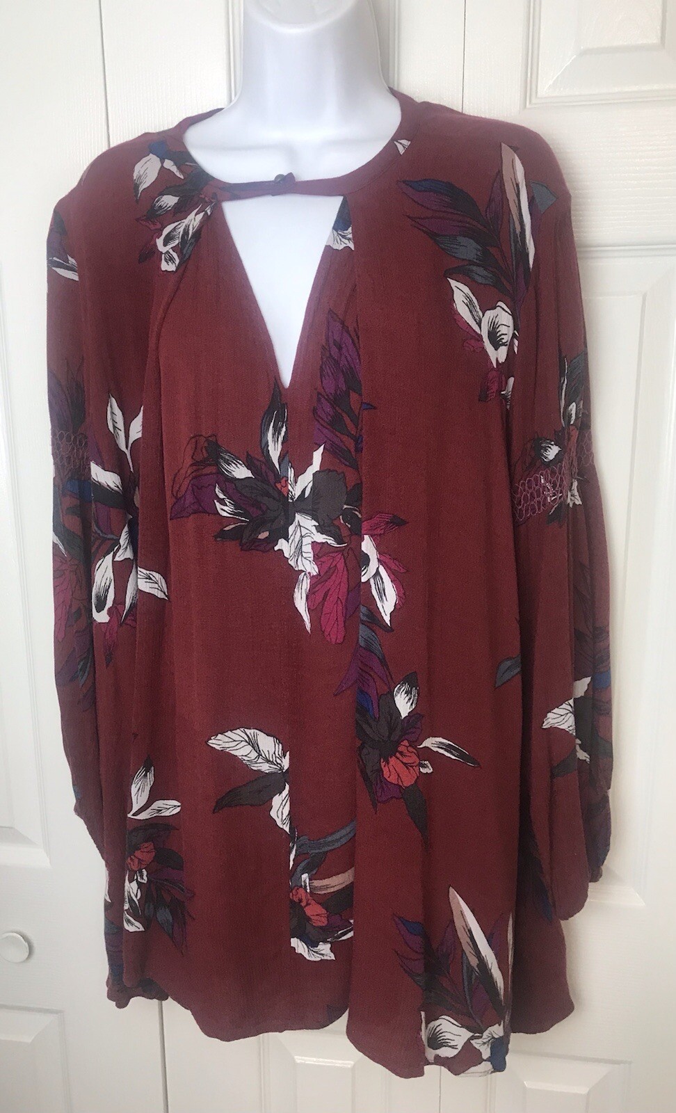FREE PEOPLE Tree Swing Tunic Top Burgundy Floral Blouse Dress Shirt Blue Small