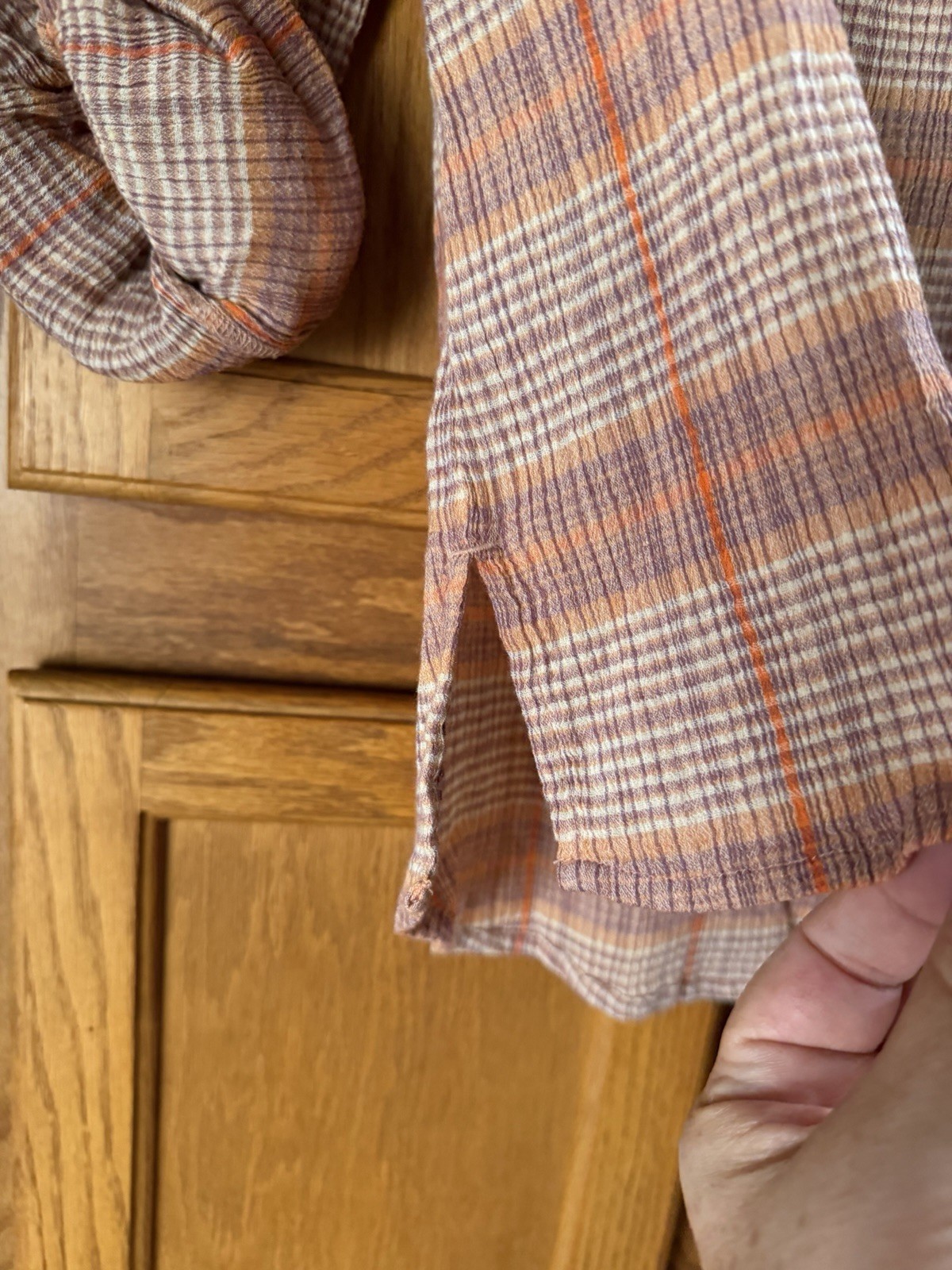 NWOT CARVE Designs Dylan Gauze Shirt Long Sleeve Buttons Rosewood Plaid Small