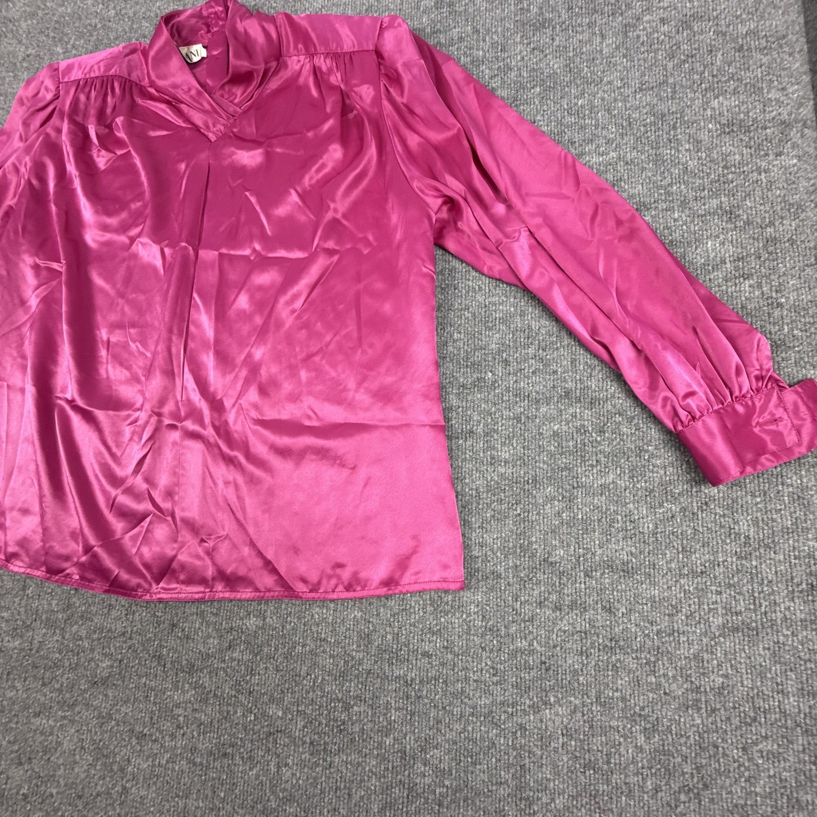 Vintage Nilani Shirt Womens 12 Pink Satin Button Back Long Sleeve Blouse 80s