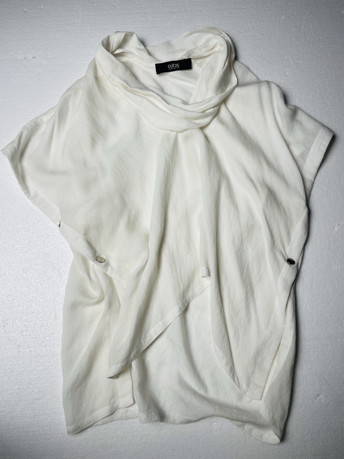Yigal Azrouel Cut25 Cooling Natural Fabric Top M/L Excellent Condition