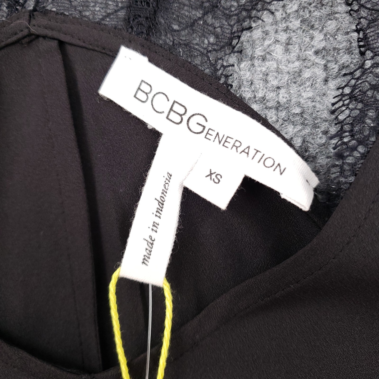 BCBGeneration Tank Womens XS Black Swing V-Neck Lace Strap Polyester NEW