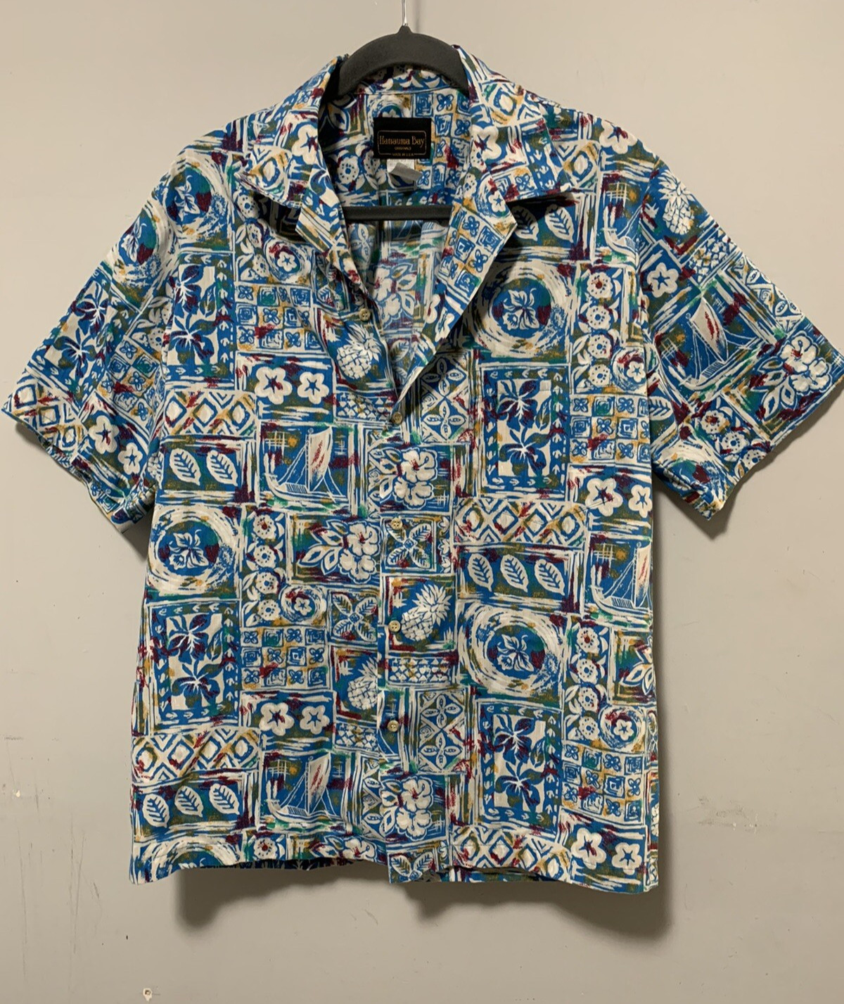 Hanauma Bay Women Medium Colorful Tropical Hawaiian Vacation Button Down Shirt