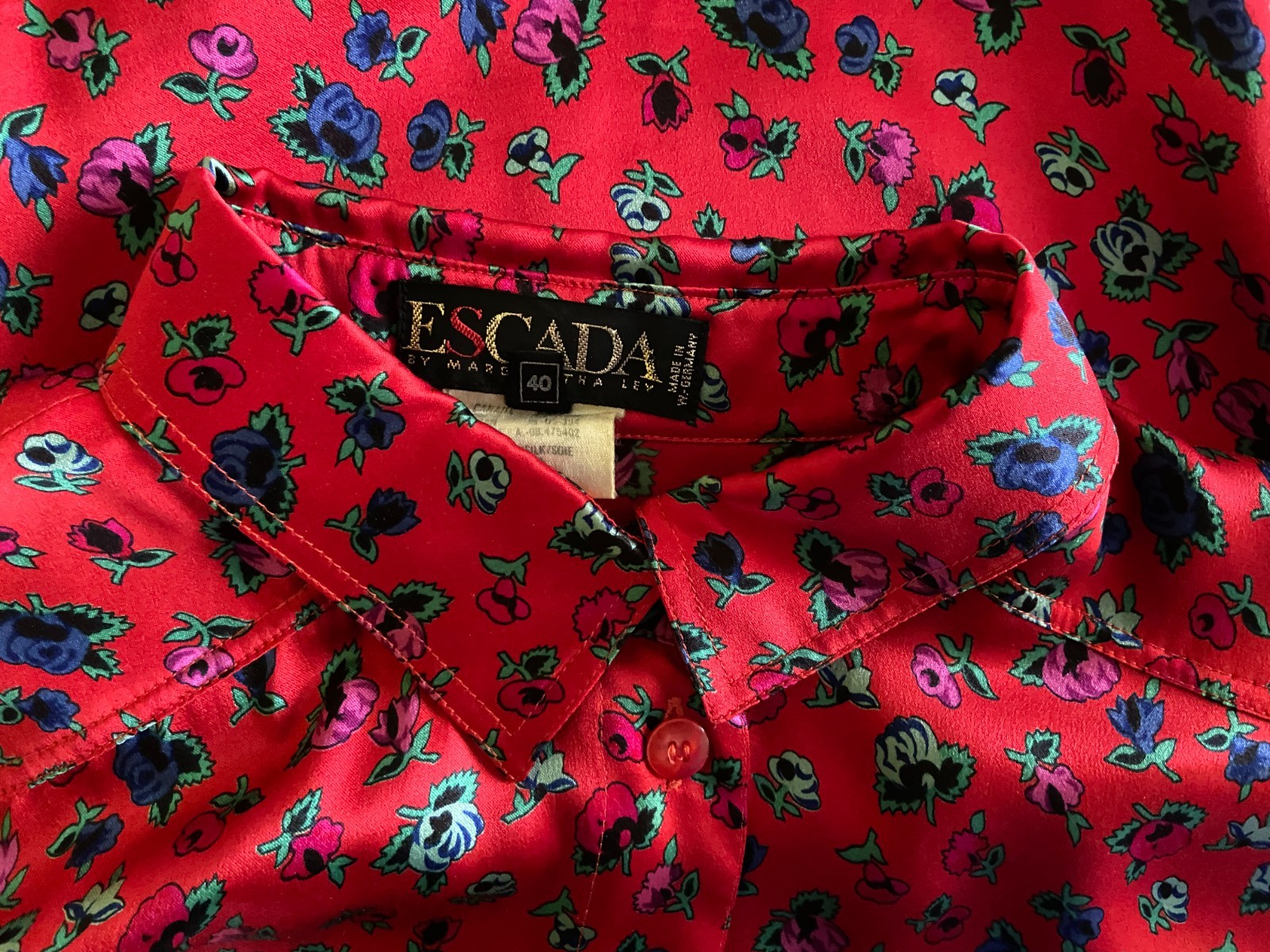 ESCADA SILK VINTAGE LONG BLOUSE IN RED DITSY ROSE PRINT 40 14 WEST GERMANY