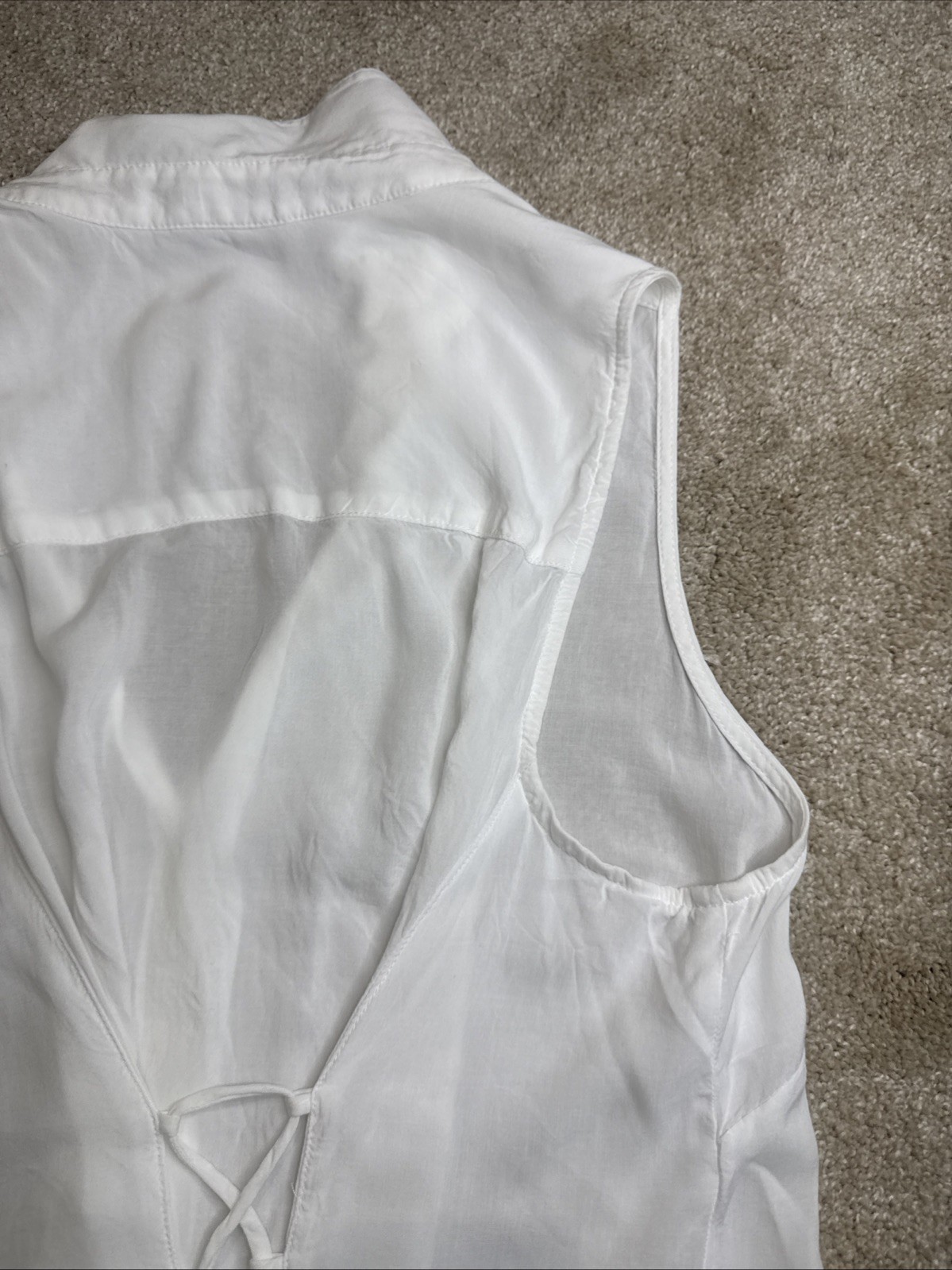 BCBG Generation White Sheer Button Up Collared Sleeveless Back Tie SizeM