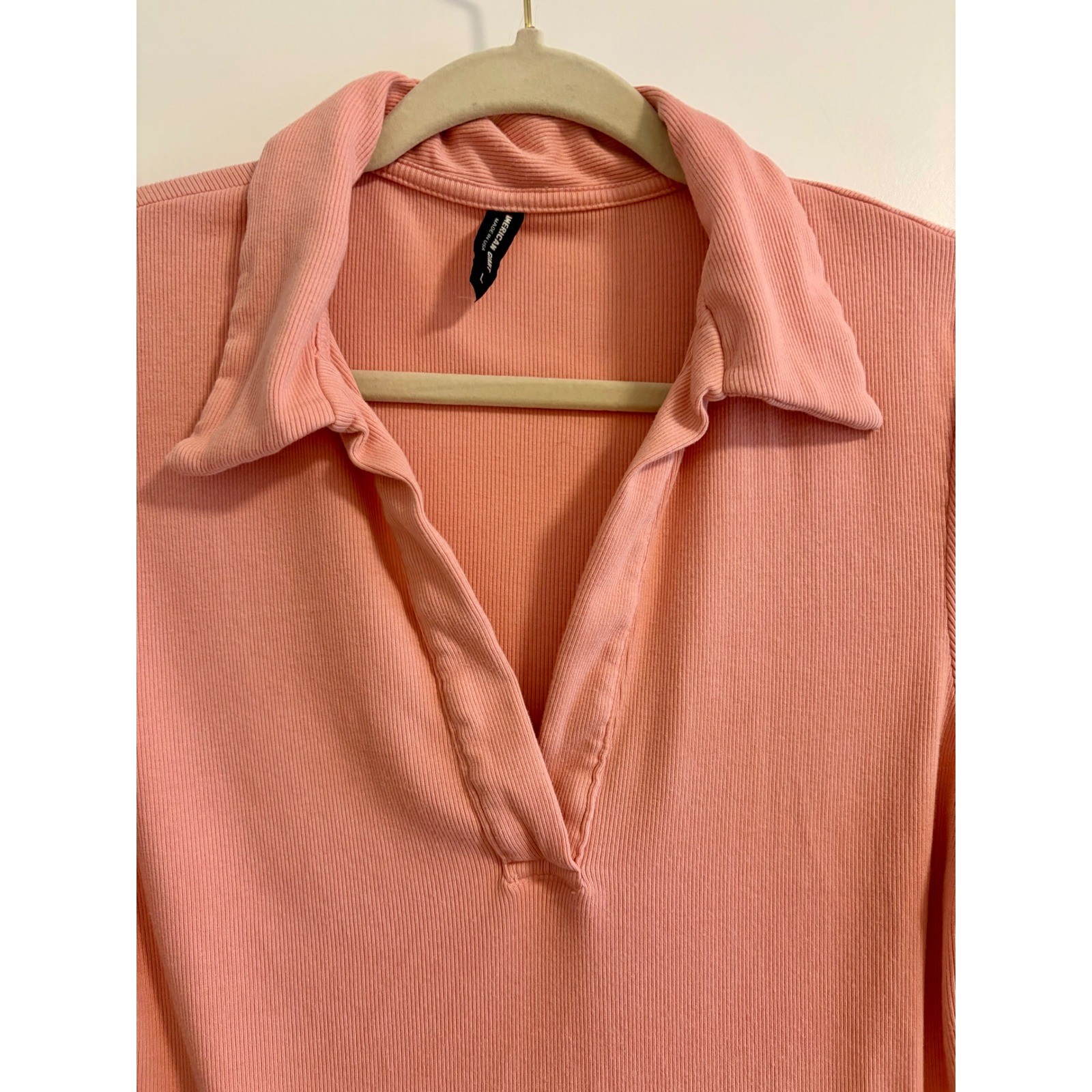 American Giant Women Peach Ribbed V-Neck Polo Shirt Short Sleeve Soft Size L USA