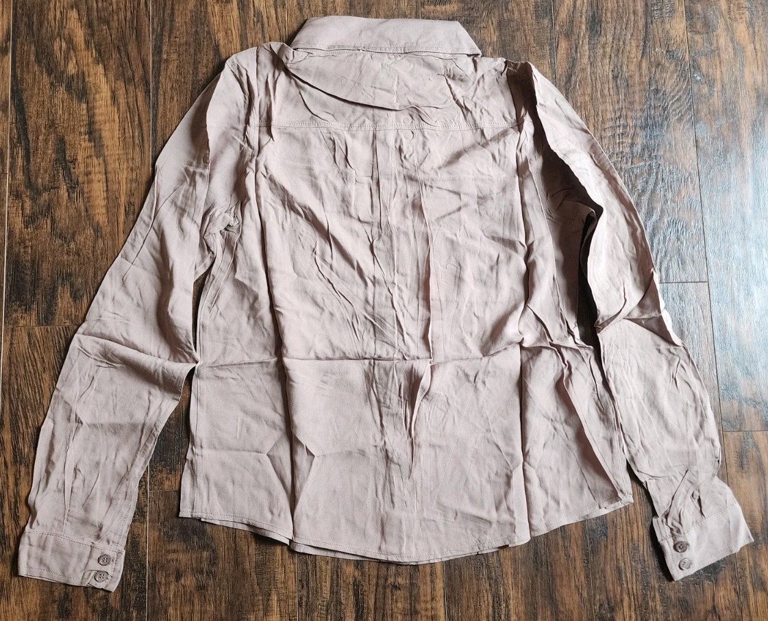 Fashion Nova Women’s Mocha You Better Work Shirt II Button Down Shirt, S, NEW!!