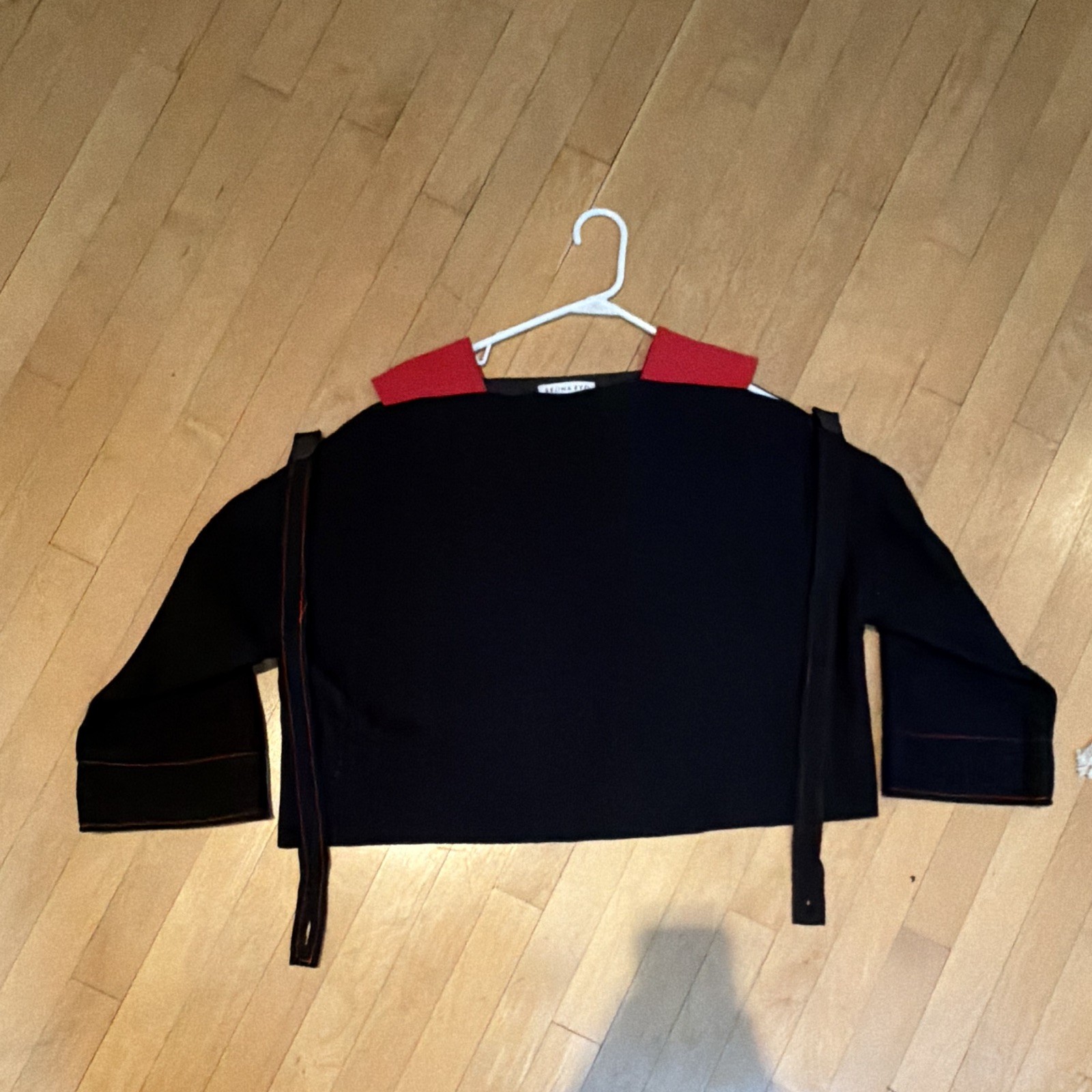 Rejina Pyo Women’s Black/Red Cropped Top S Regular 90% Wool 10% Polyster