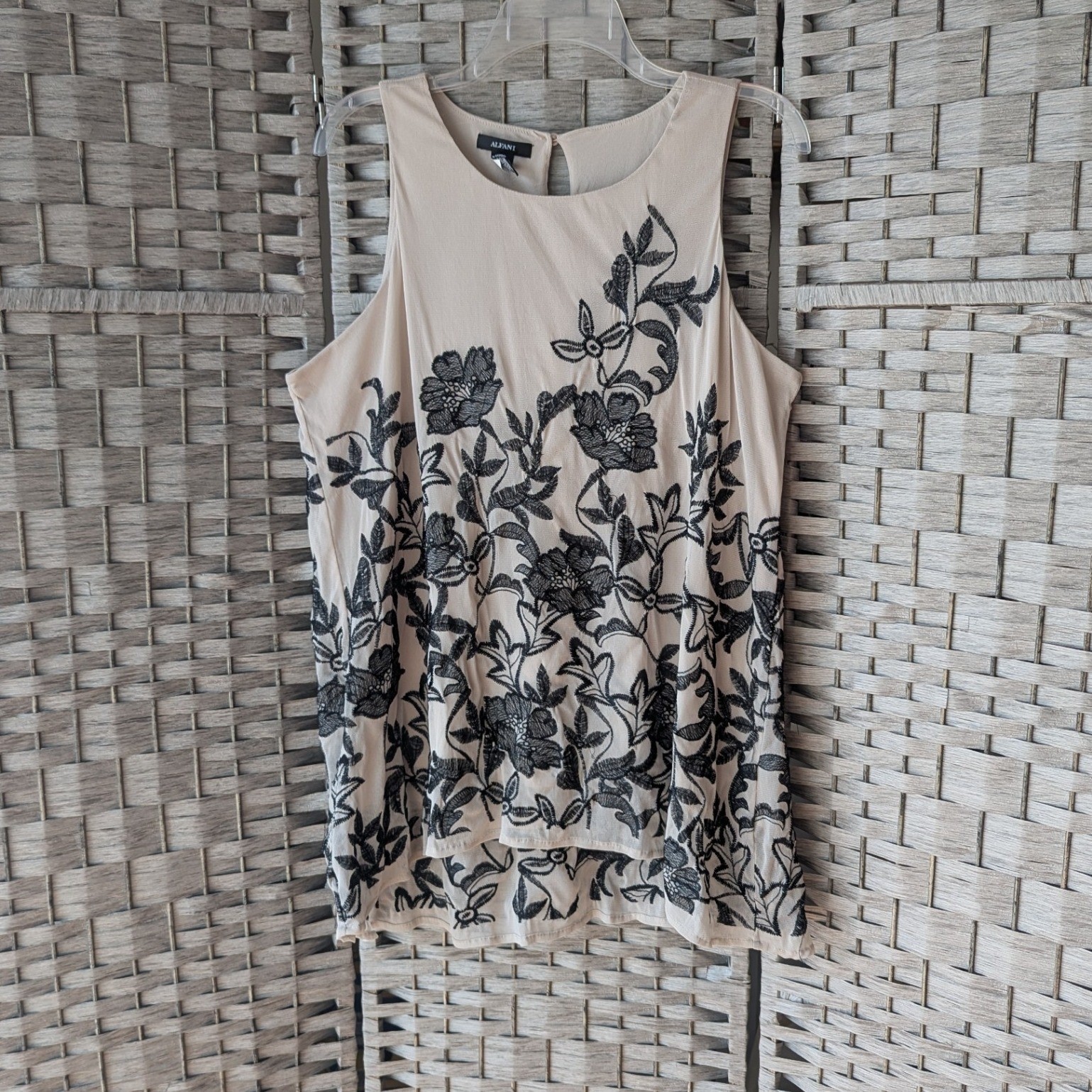 Layered Mesh Blouse Cream Black Floral Embroidered Sleeveless Top Sz L Romantic