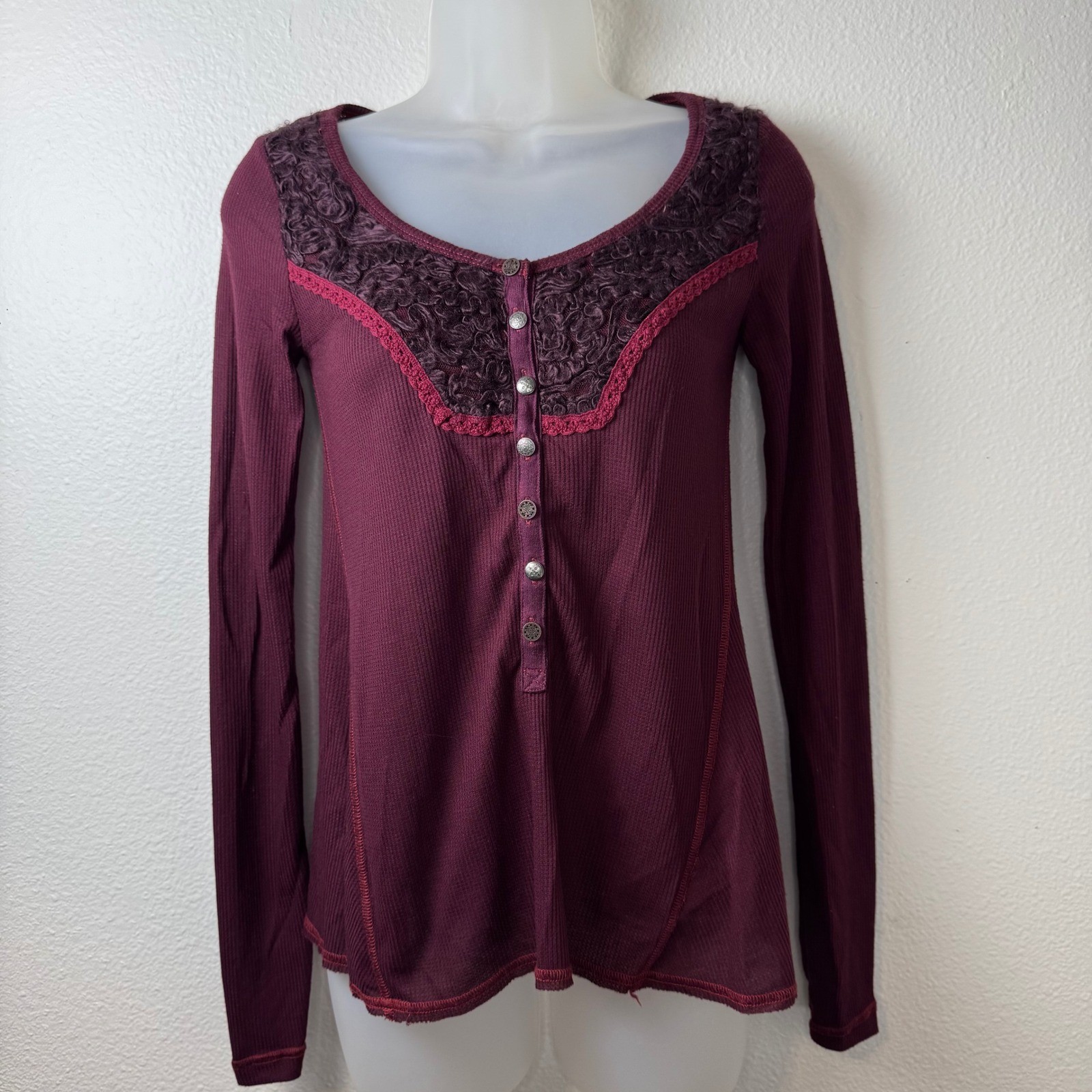 Free People Burgundy Lace Trim Thermal Top Long Sleeve Waffle Knit Henley XS