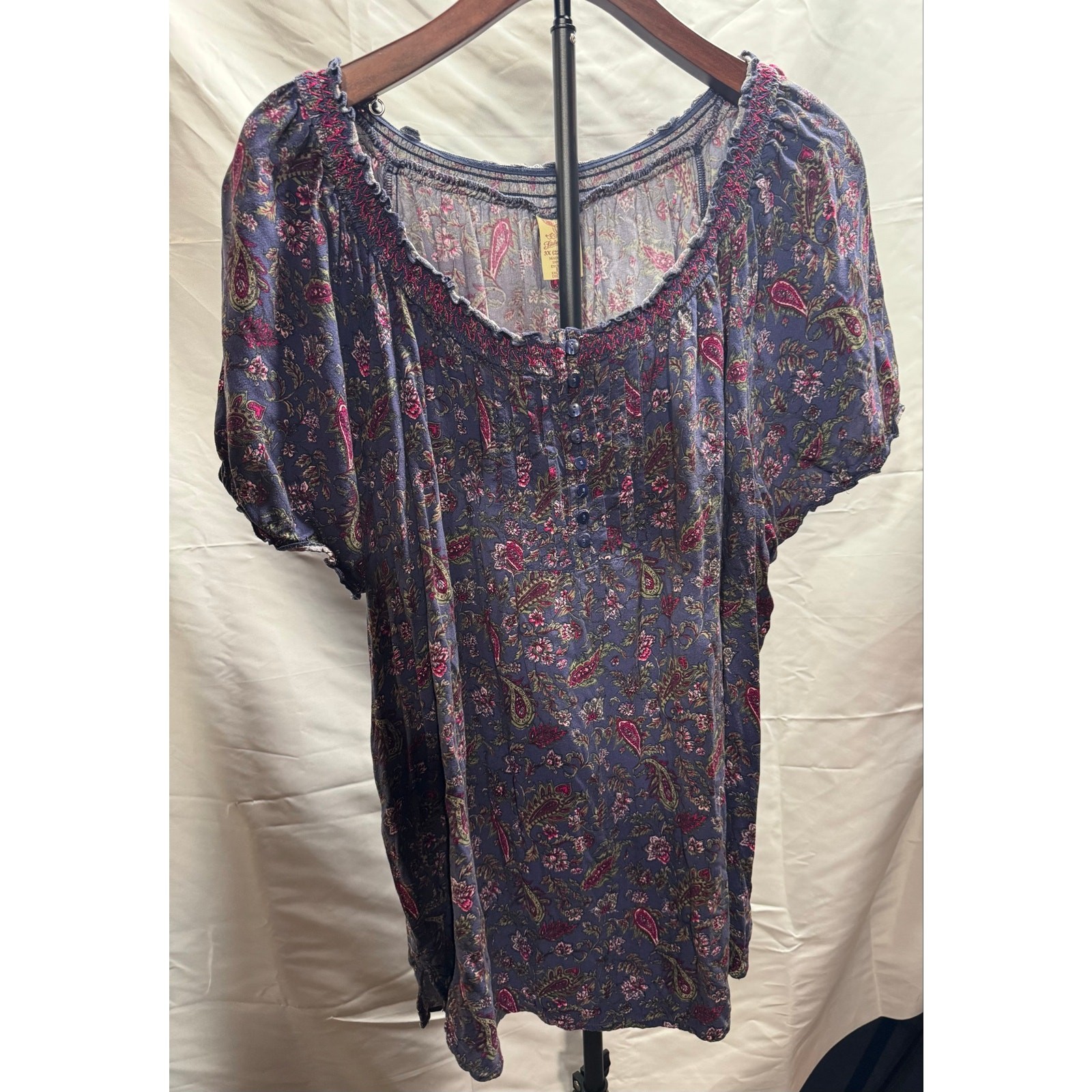 Faded Glory Women’s 3X 22w – 24w Peasant Top Boat Neck Short Sleeve Paisley Blue