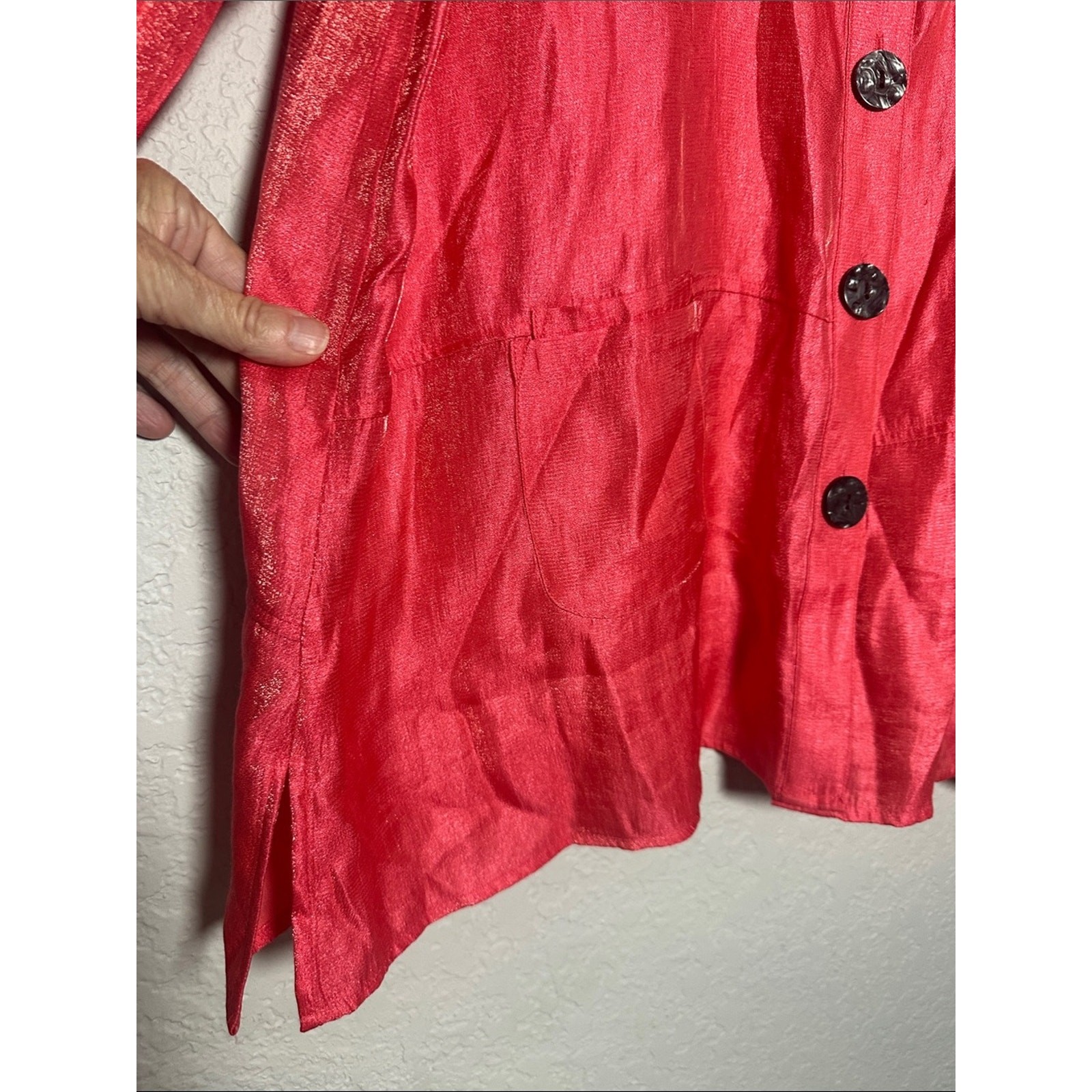 Ali Miles Coral Shimmer Button Up Top Blouse Artsy Stand Up Collar Big Buttons